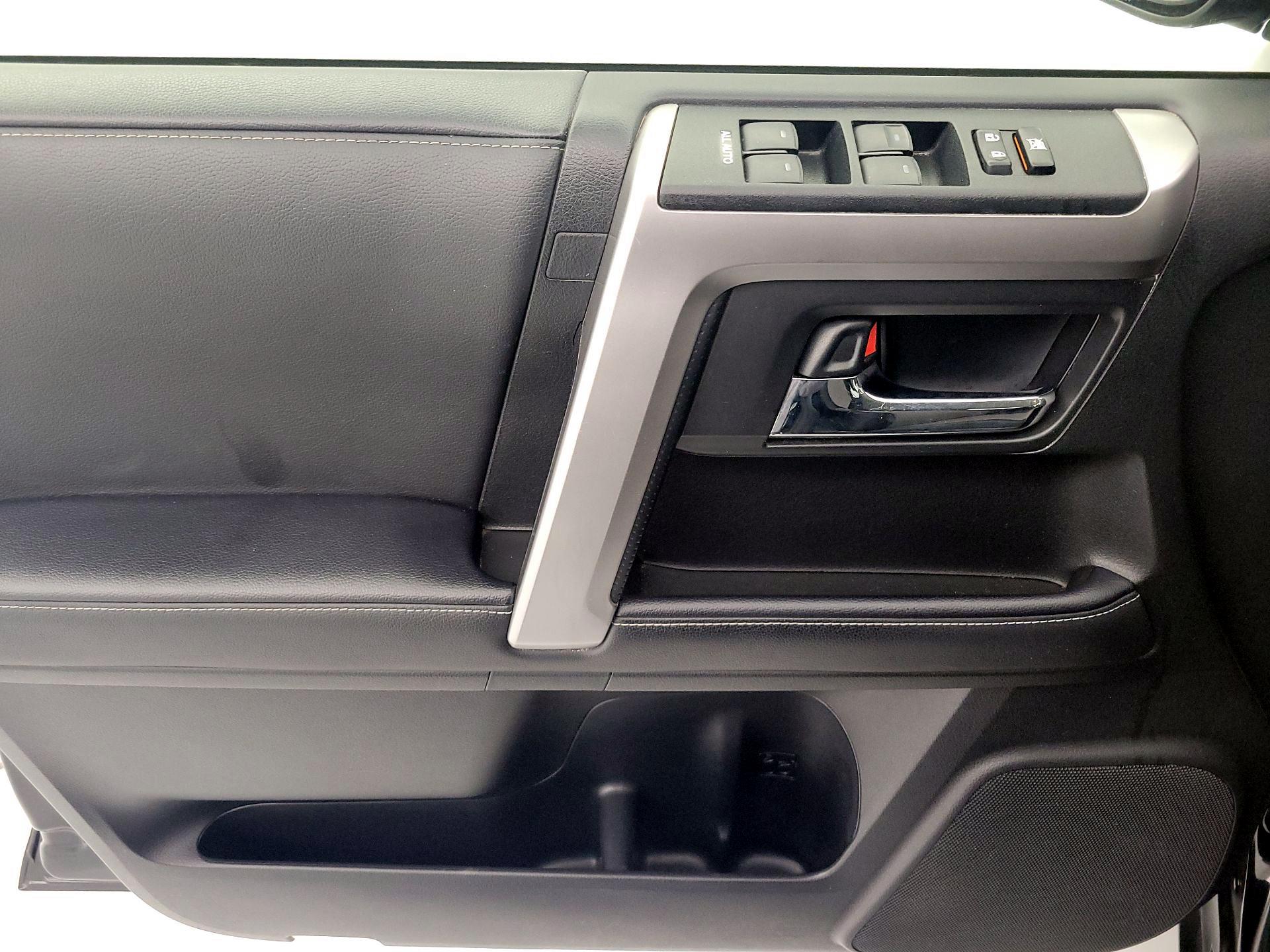 Thumbnail: 2024 Toyota 4Runner - 12