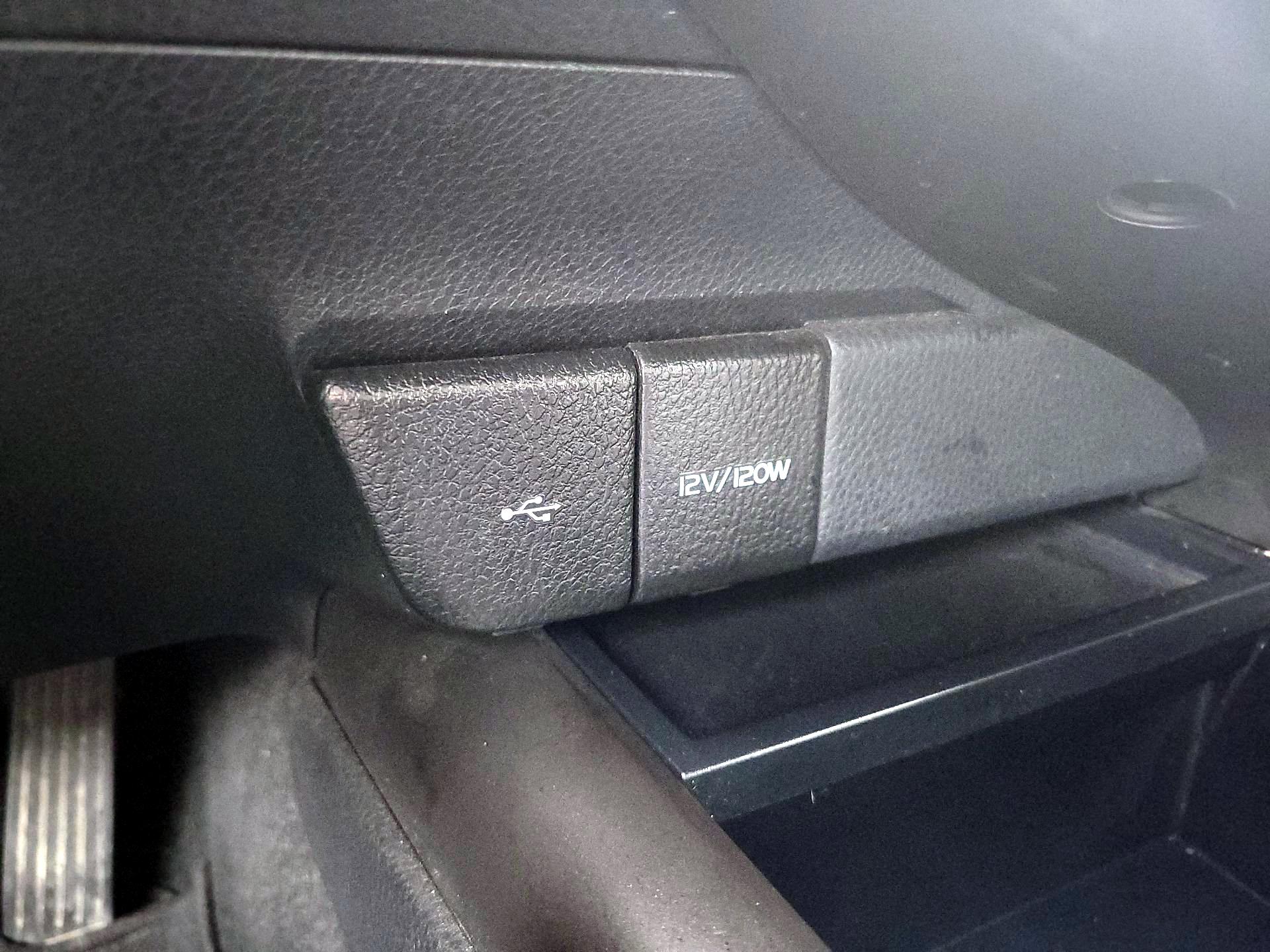 Thumbnail: 2023 Toyota Camry - 18