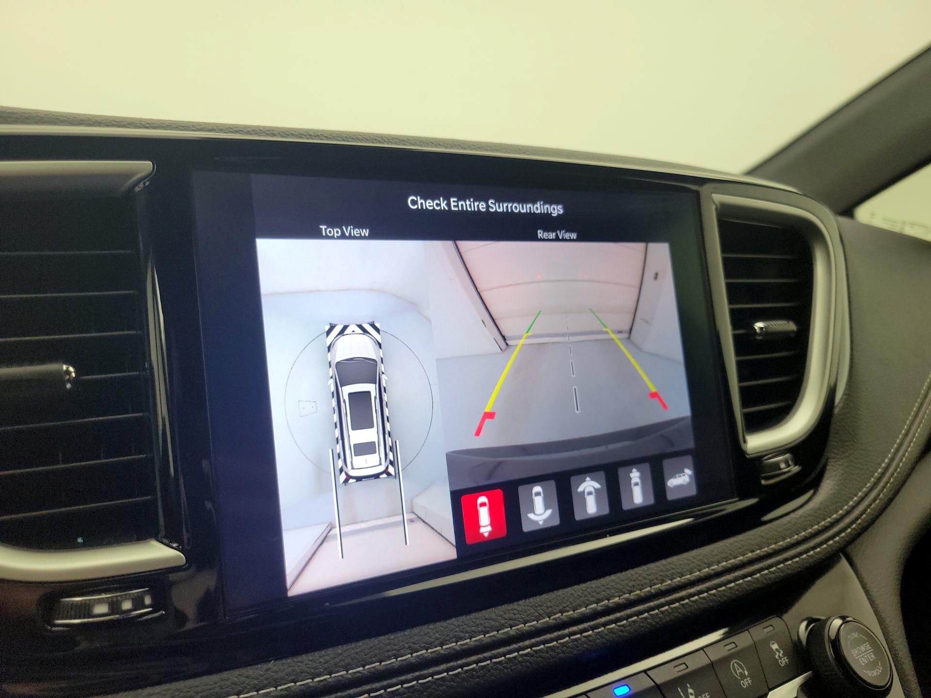 Thumbnail: 2024 Chrysler Pacifica - 15