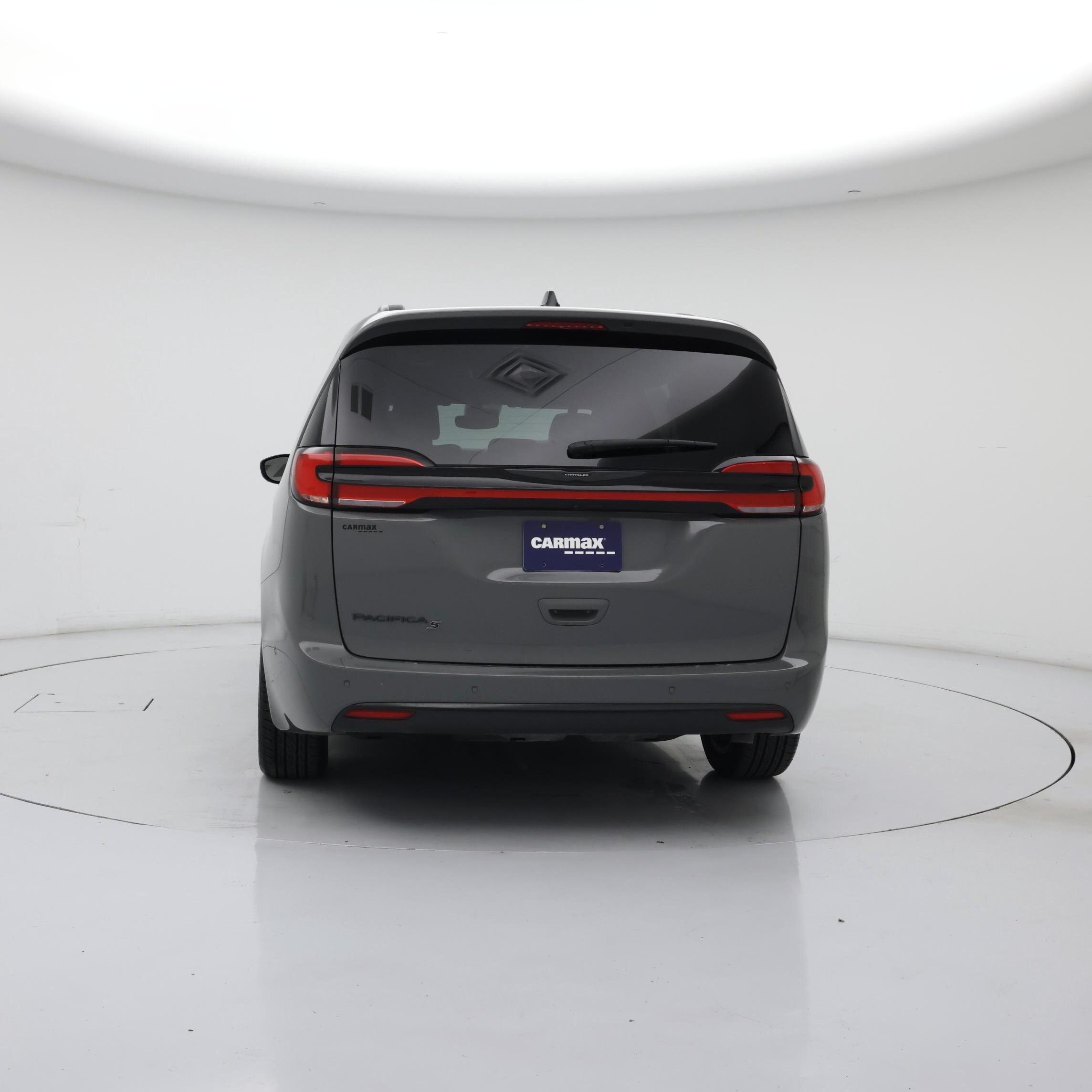 Thumbnail: 2024 Chrysler Pacifica - 6