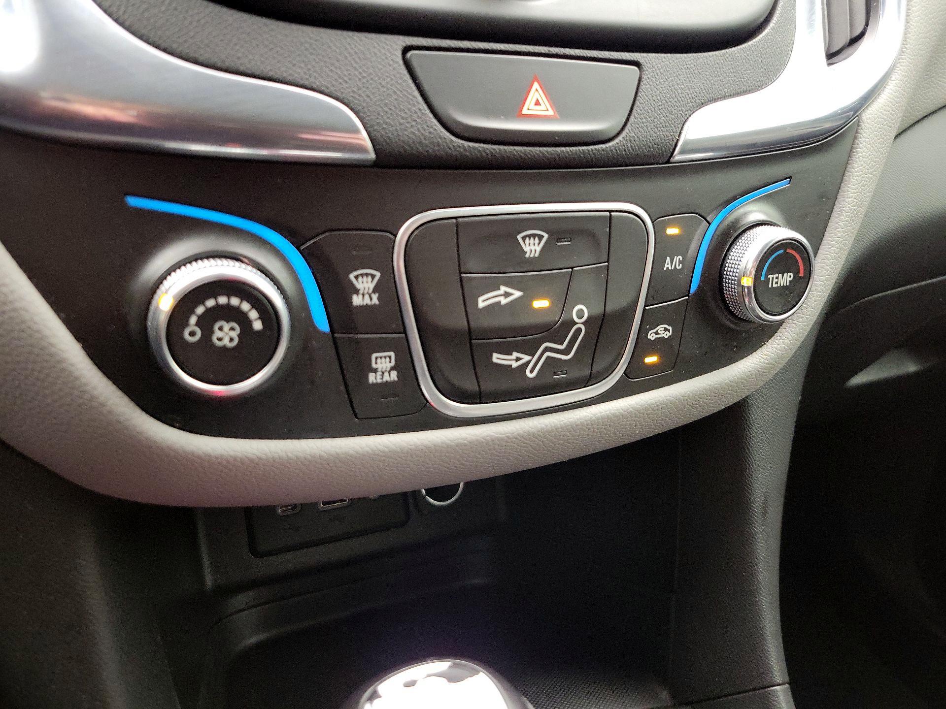 Thumbnail: 2020 Chevrolet Equinox - 16