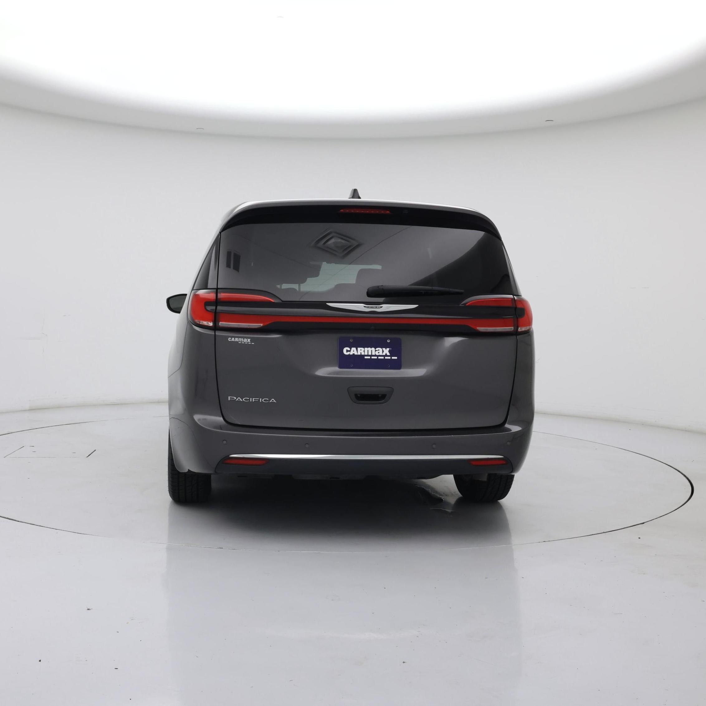 Thumbnail: 2023 Chrysler Pacifica - 6