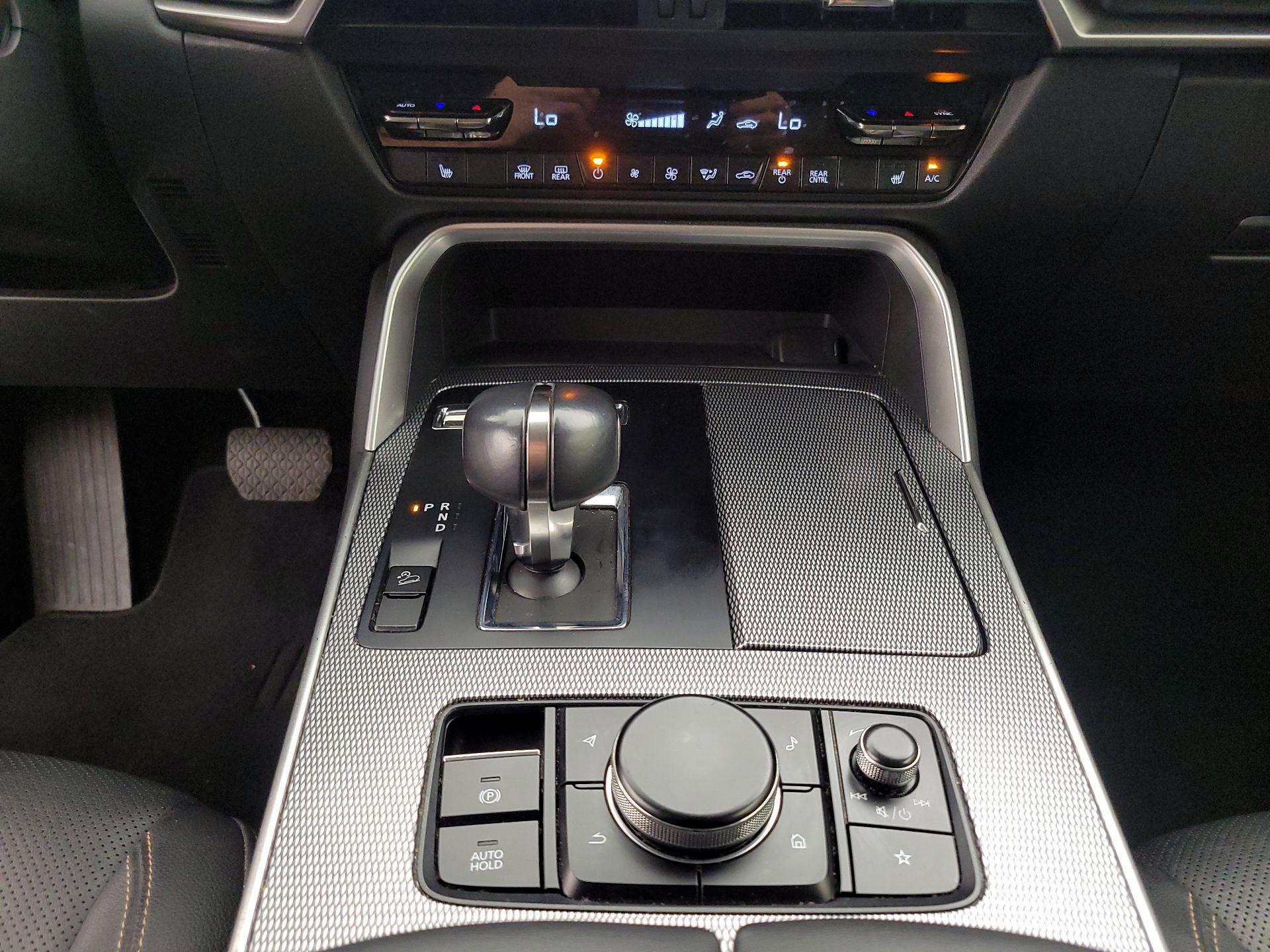 Thumbnail: 2024 Mazda CX-90 - 18