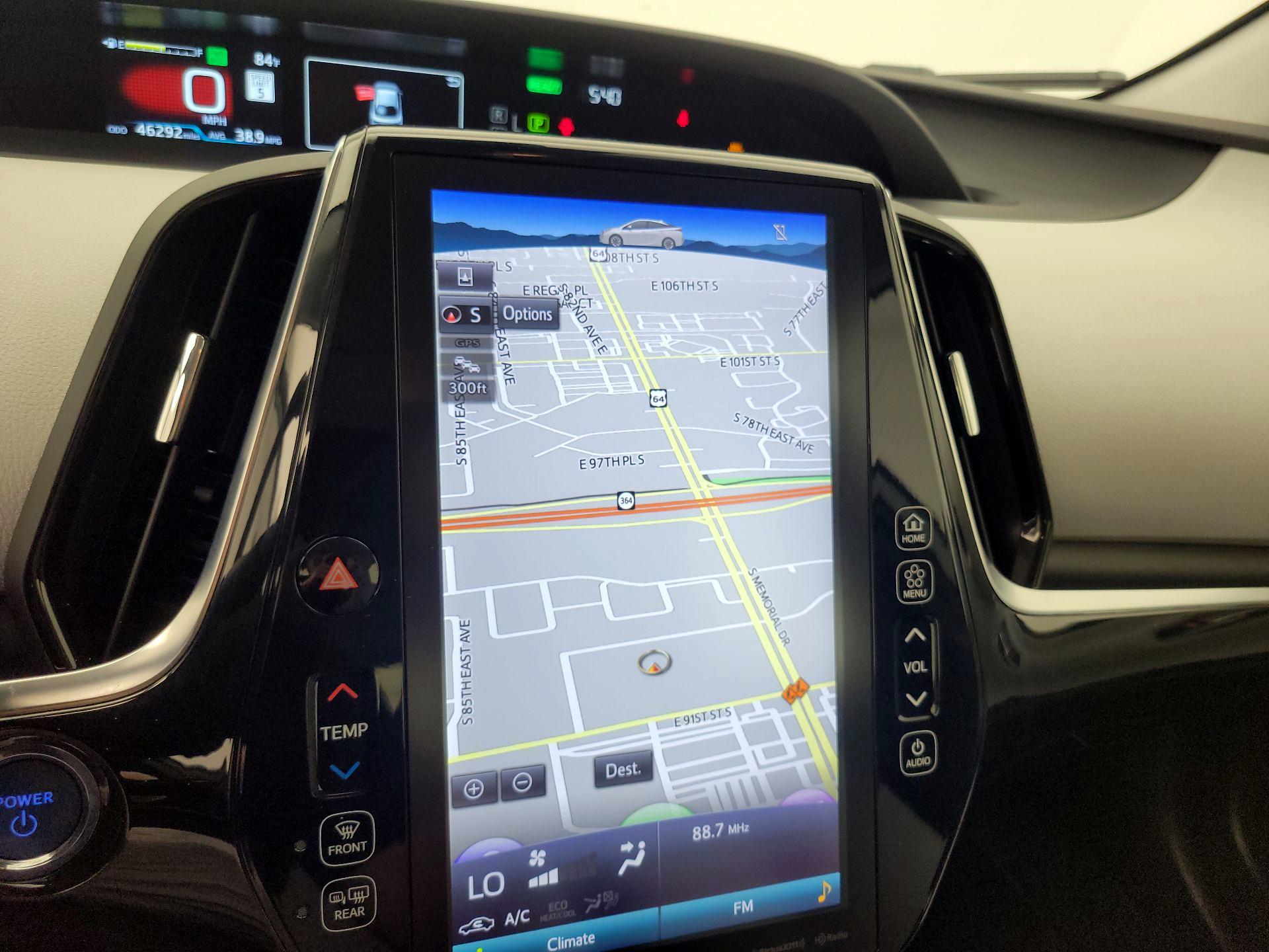 Thumbnail: 2021 Toyota Prius - 14