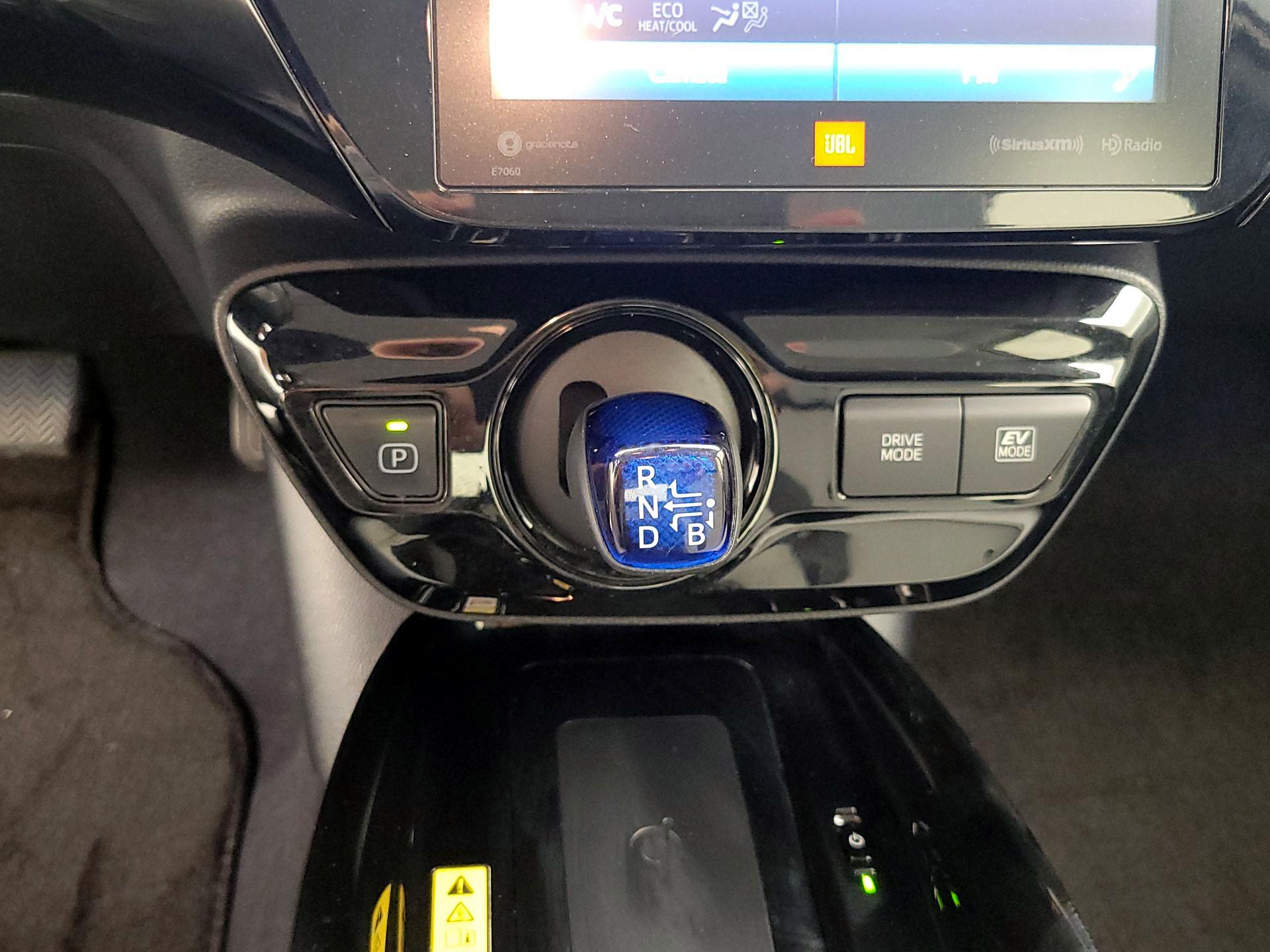 Thumbnail: 2021 Toyota Prius - 18