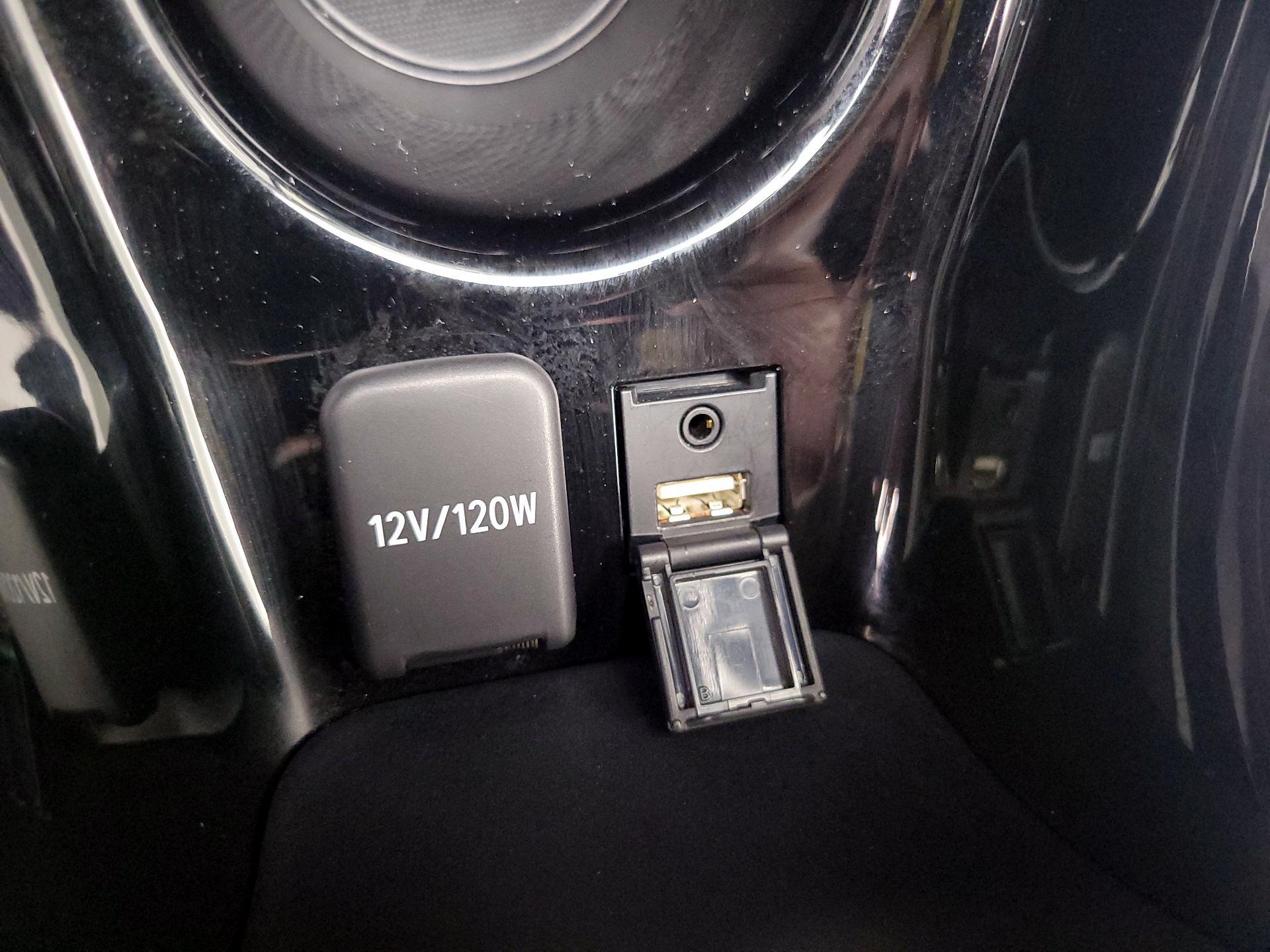 Thumbnail: 2021 Toyota Prius - 19