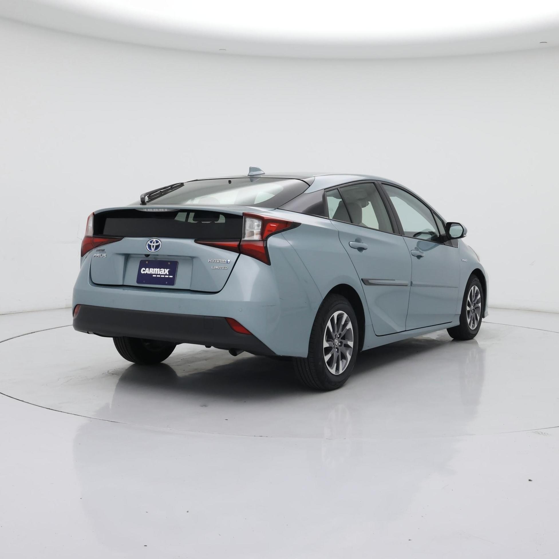 Thumbnail: 2021 Toyota Prius - 8