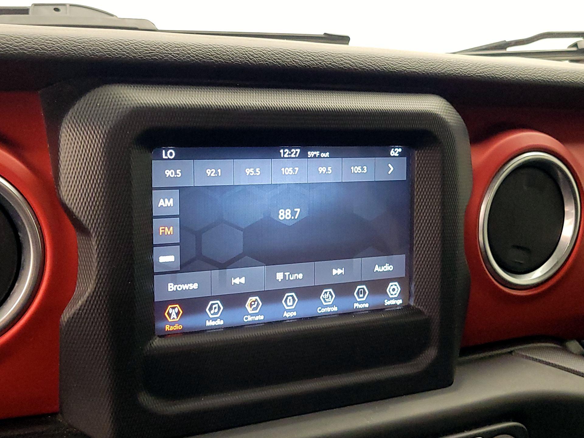 Thumbnail: 2020 Jeep Gladiator - 15