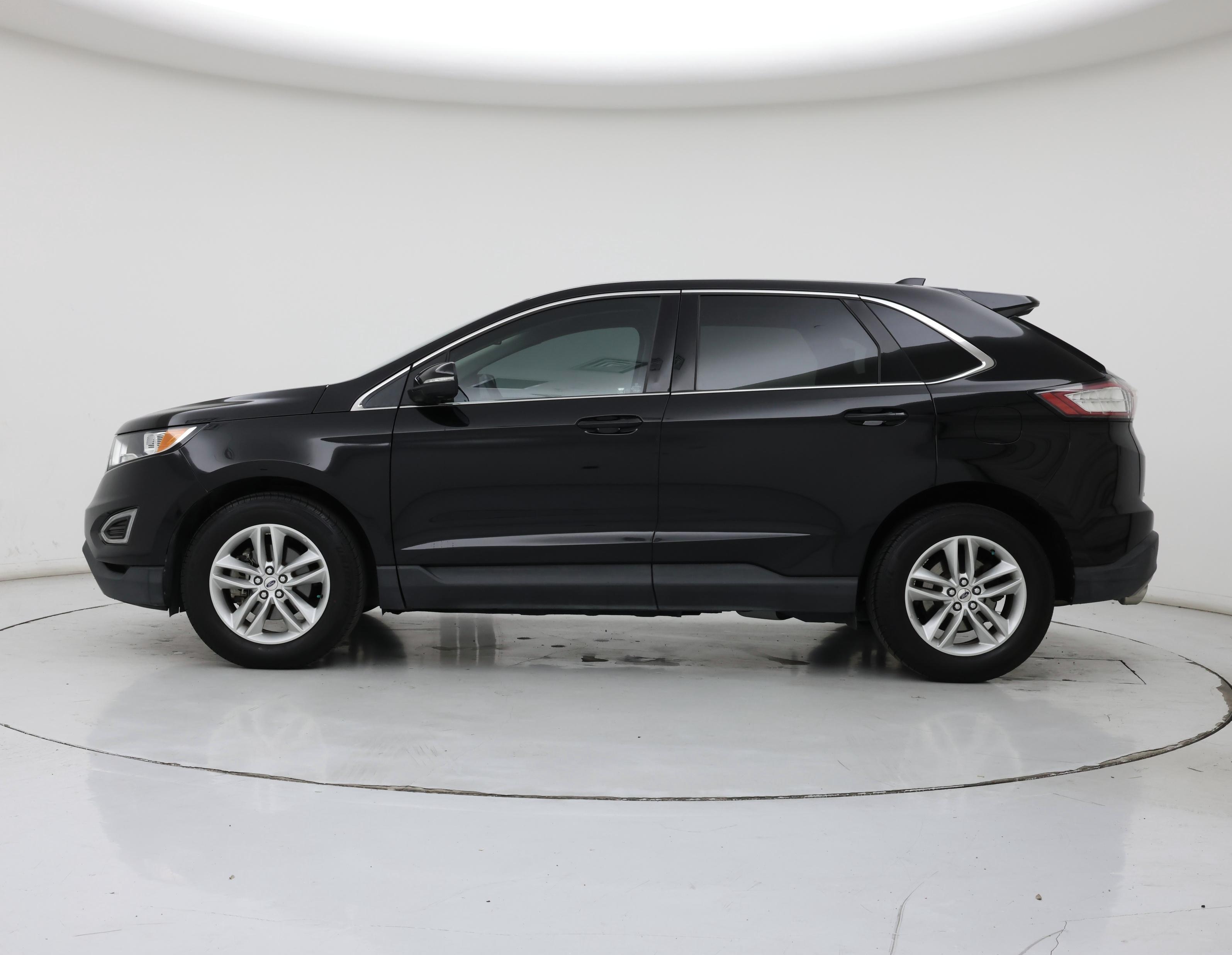 Thumbnail: 2016 Ford Edge - 3