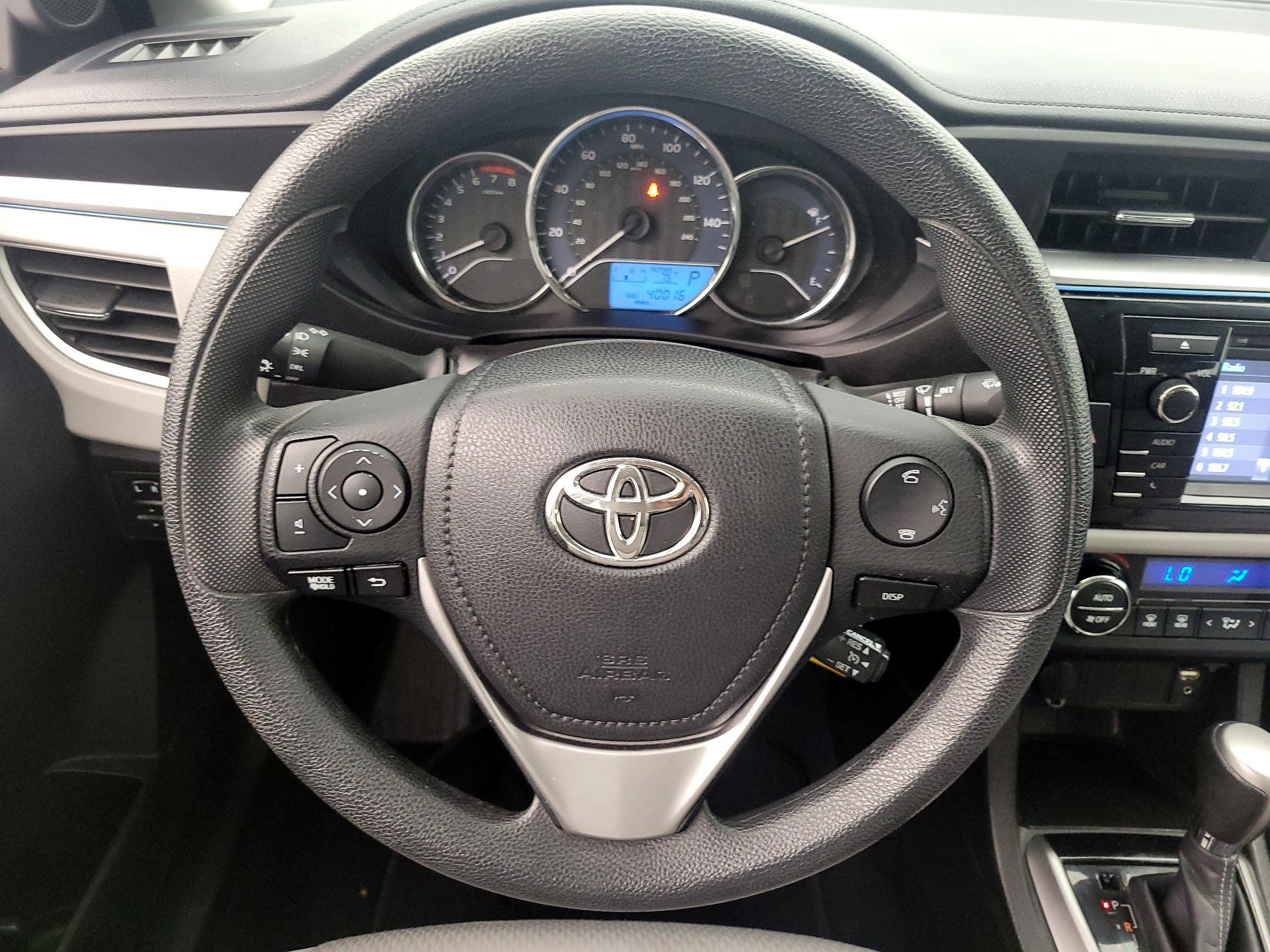 Thumbnail: 2015 Toyota Corolla - 10