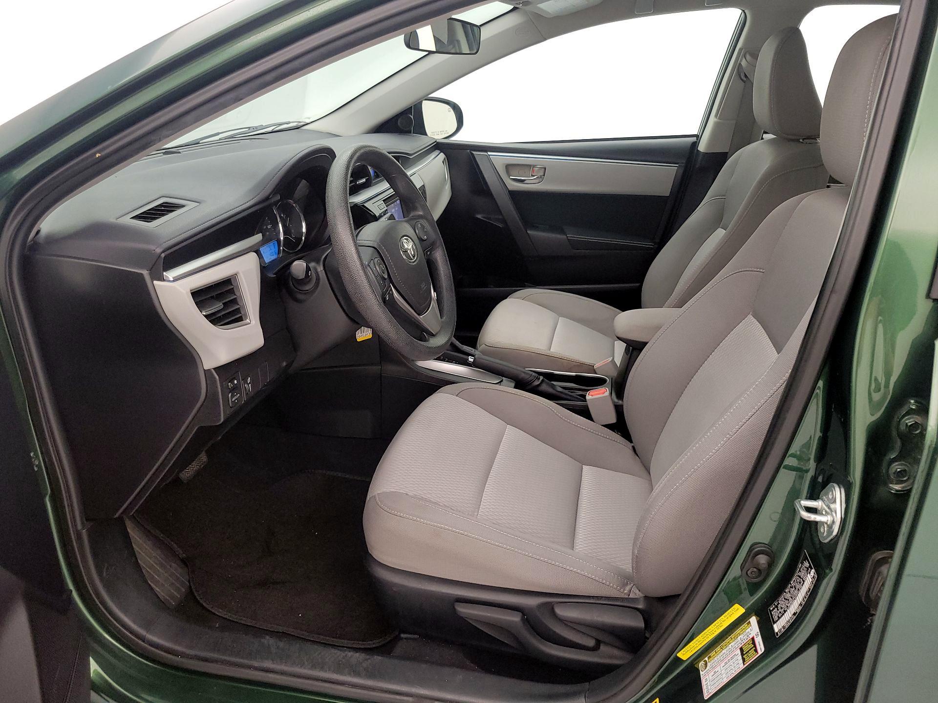 Thumbnail: 2015 Toyota Corolla - 11