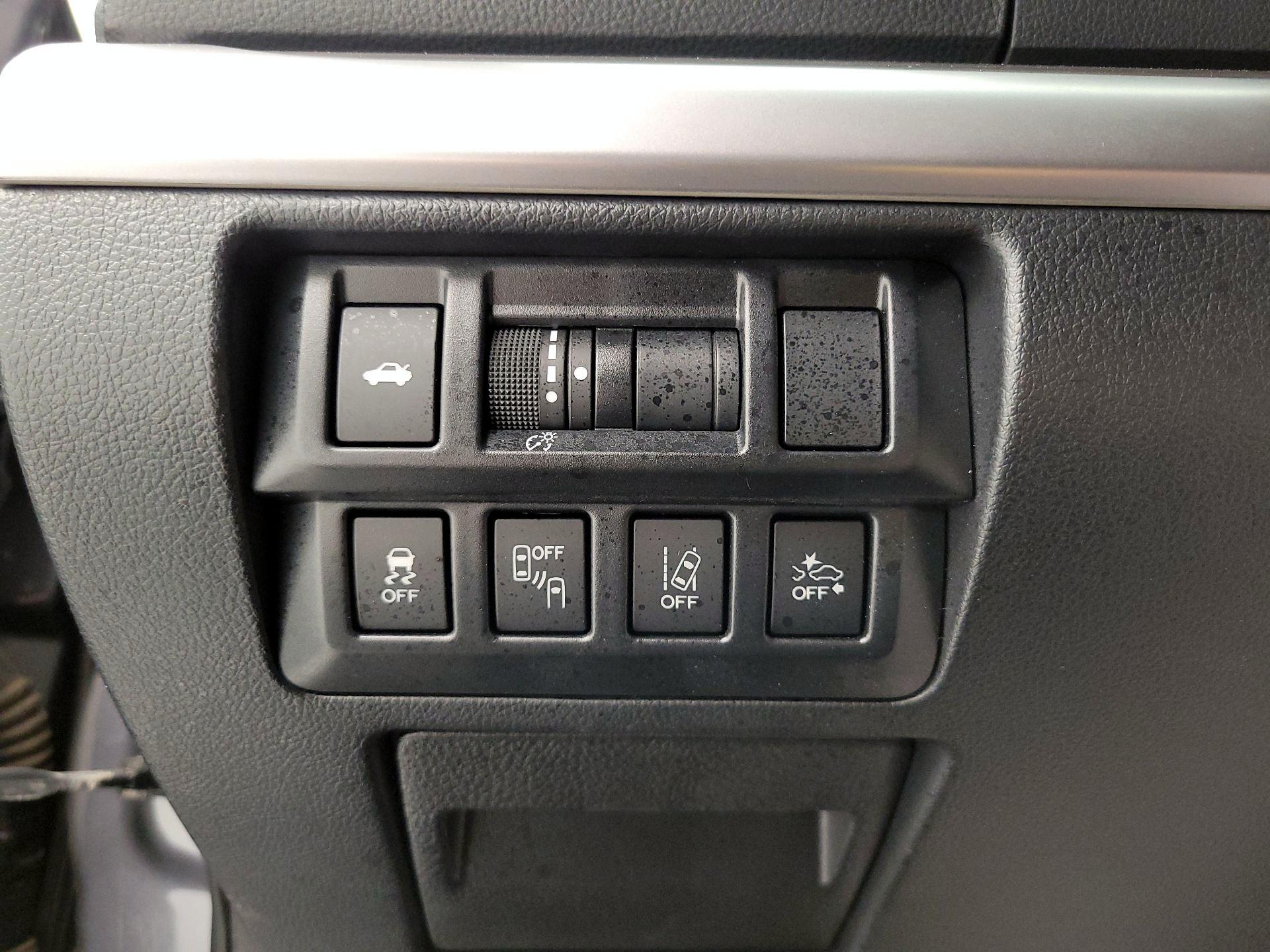 Thumbnail: 2018 Subaru Legacy - 13