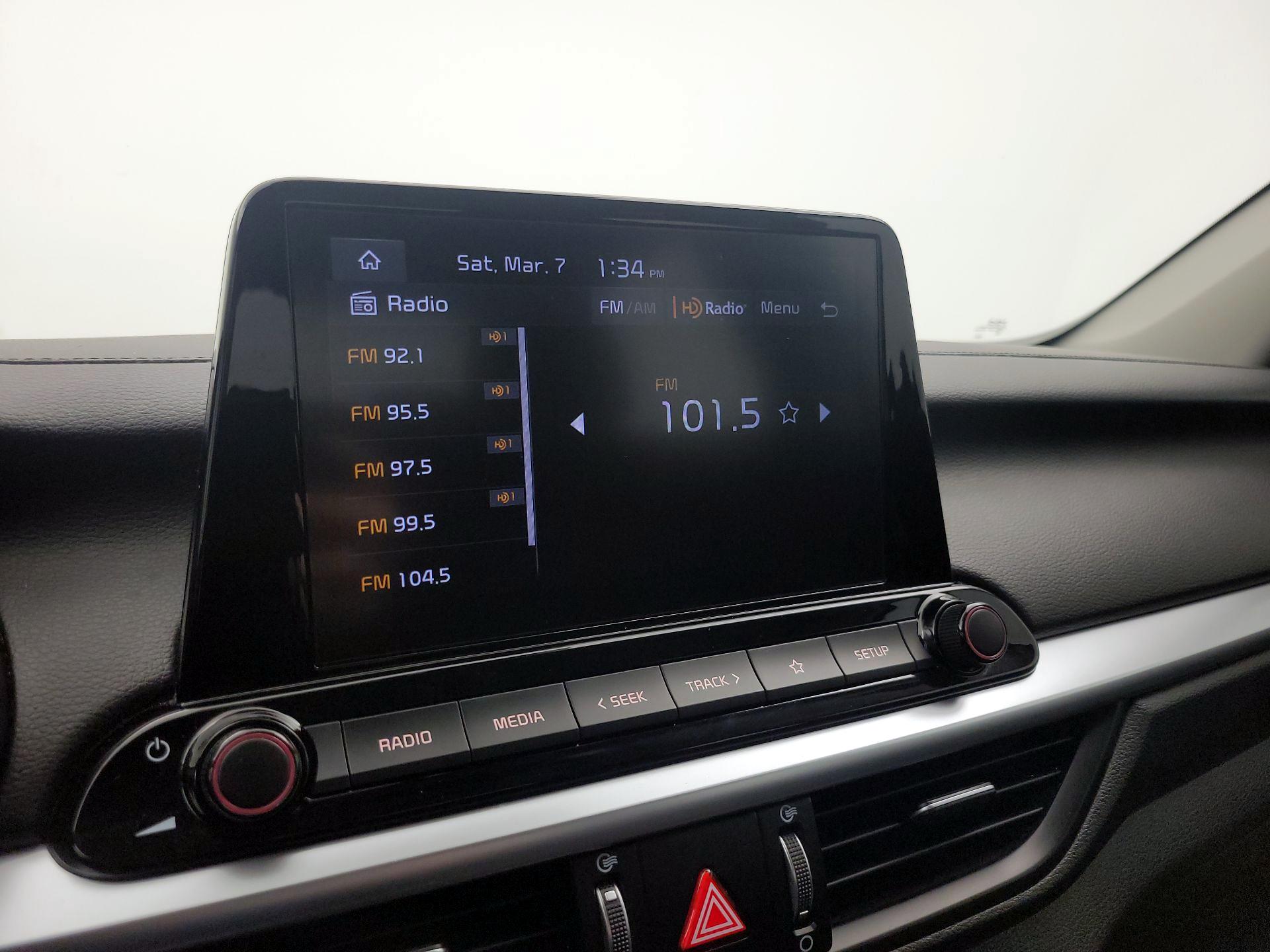 Thumbnail: 2022 Kia Forte - 15