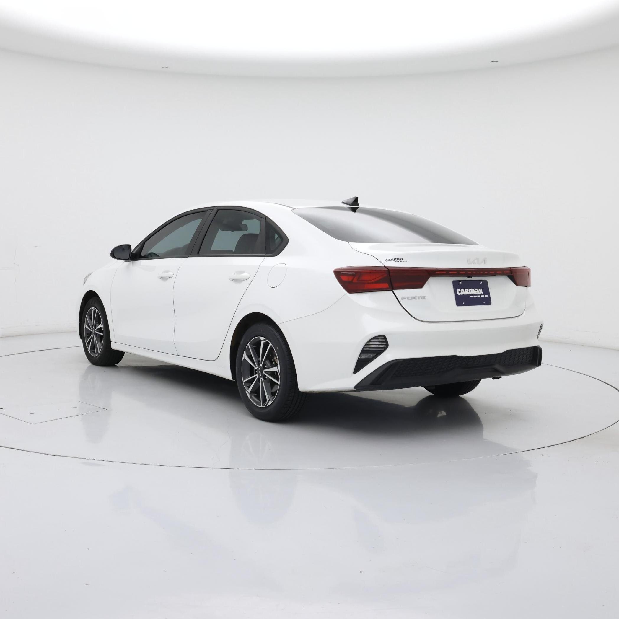 Thumbnail: 2022 Kia Forte - 2