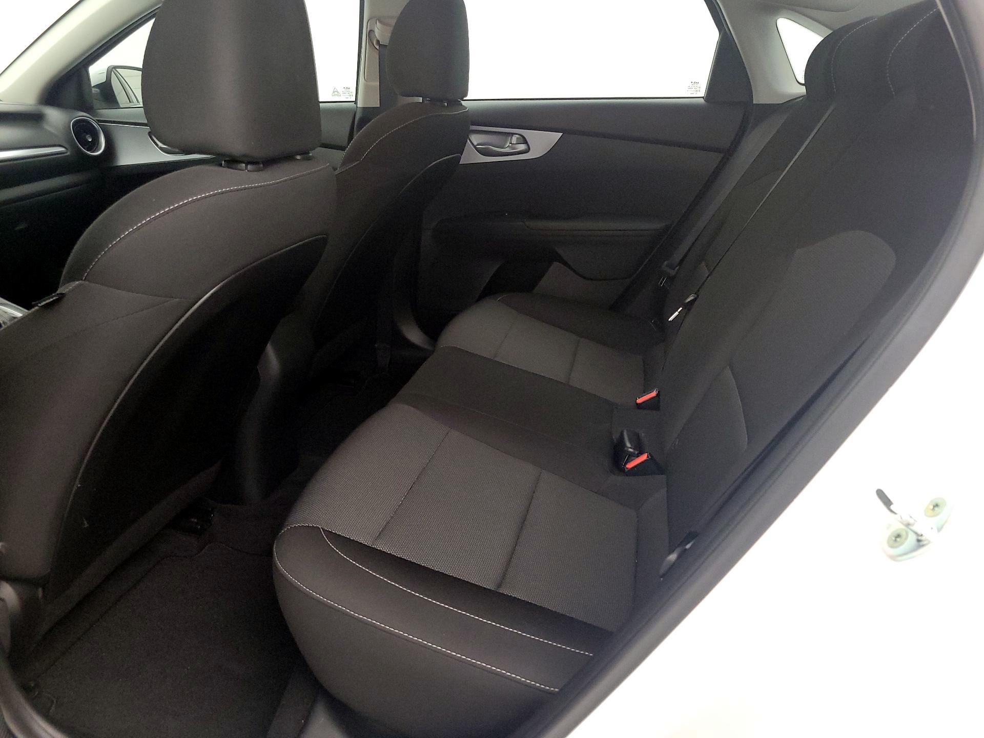 Thumbnail: 2022 Kia Forte - 19