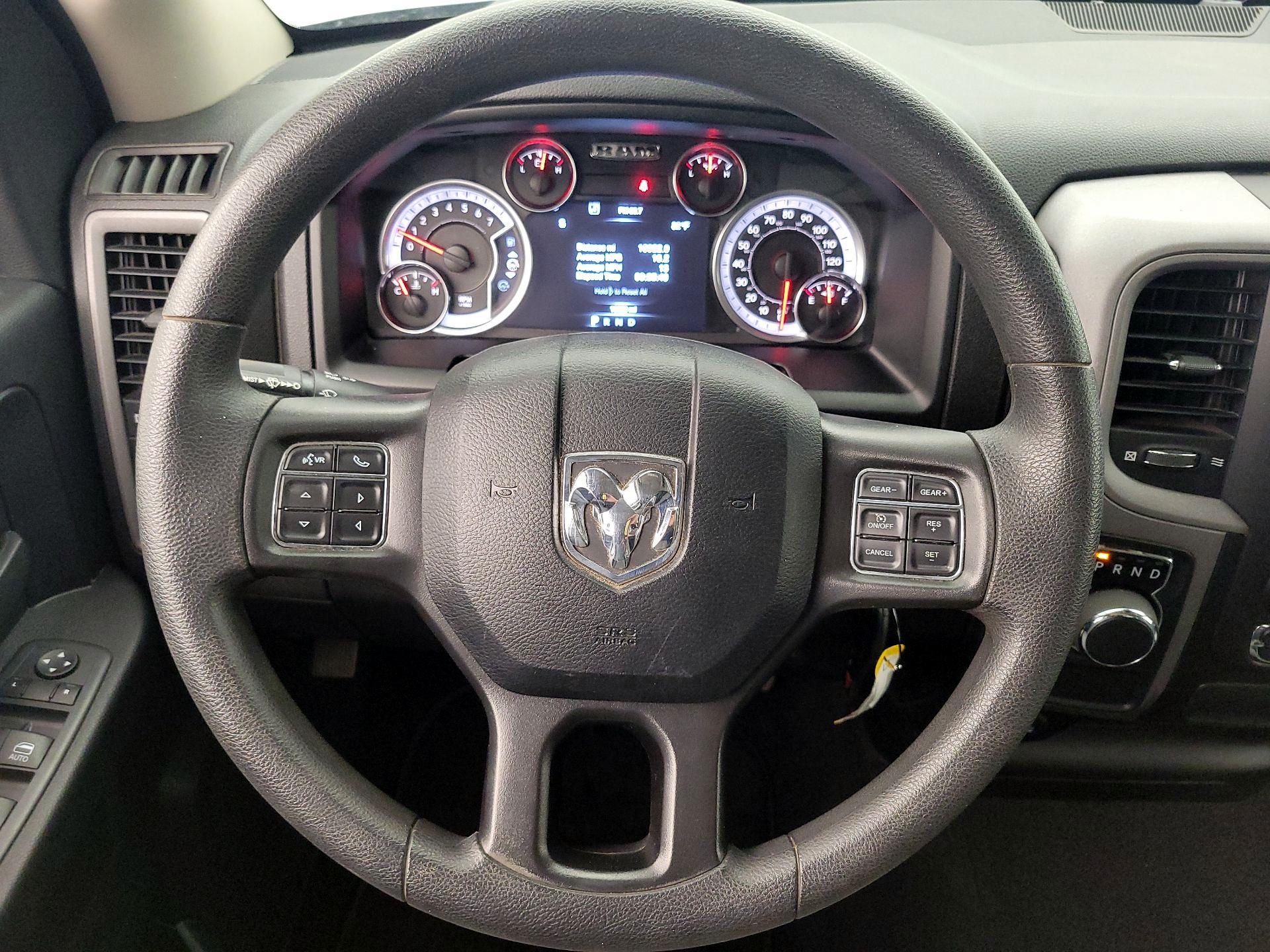 Thumbnail: 2021 RAM 1500 Classic - 10