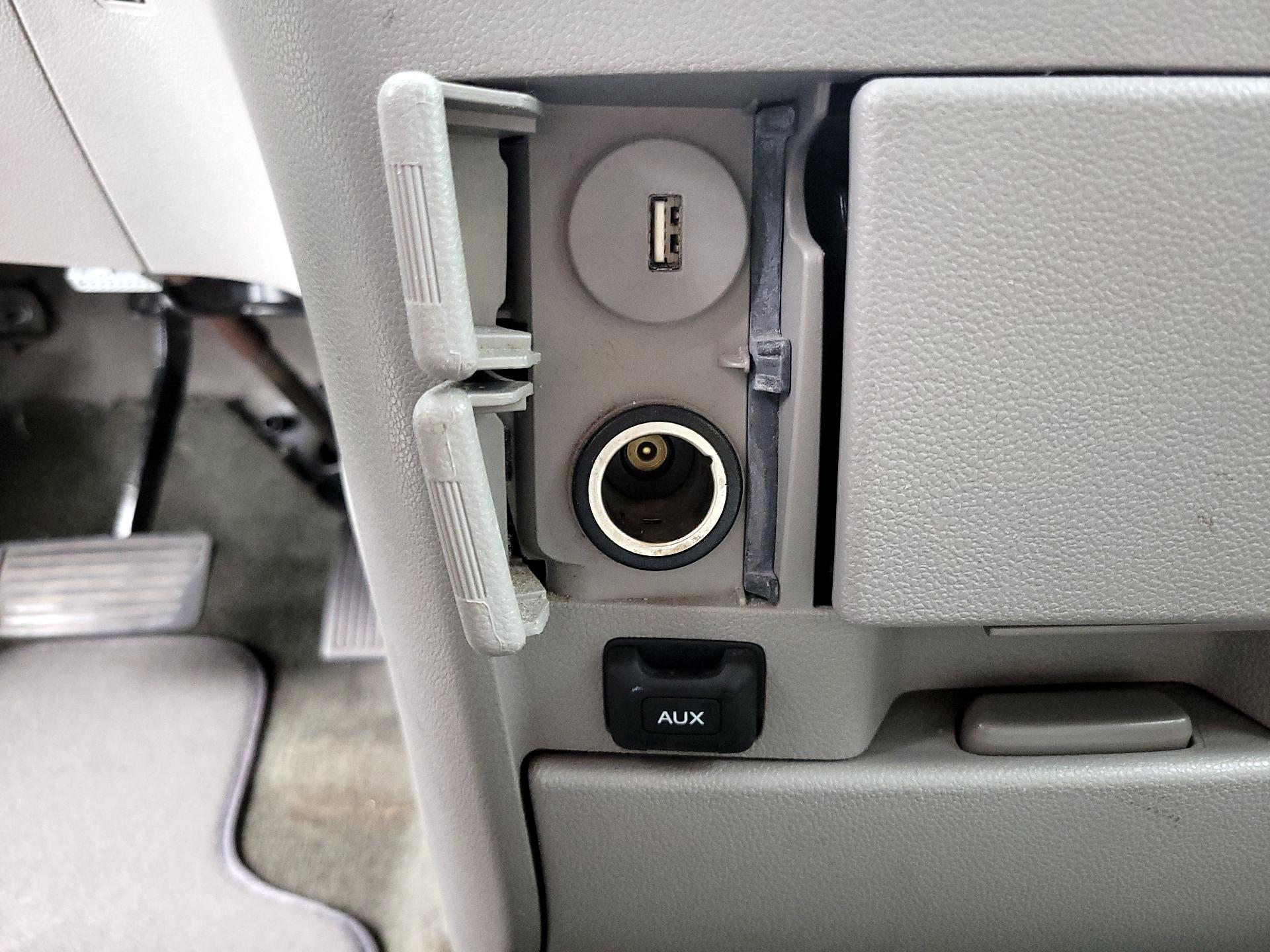 Thumbnail: 2016 Honda Odyssey - 18