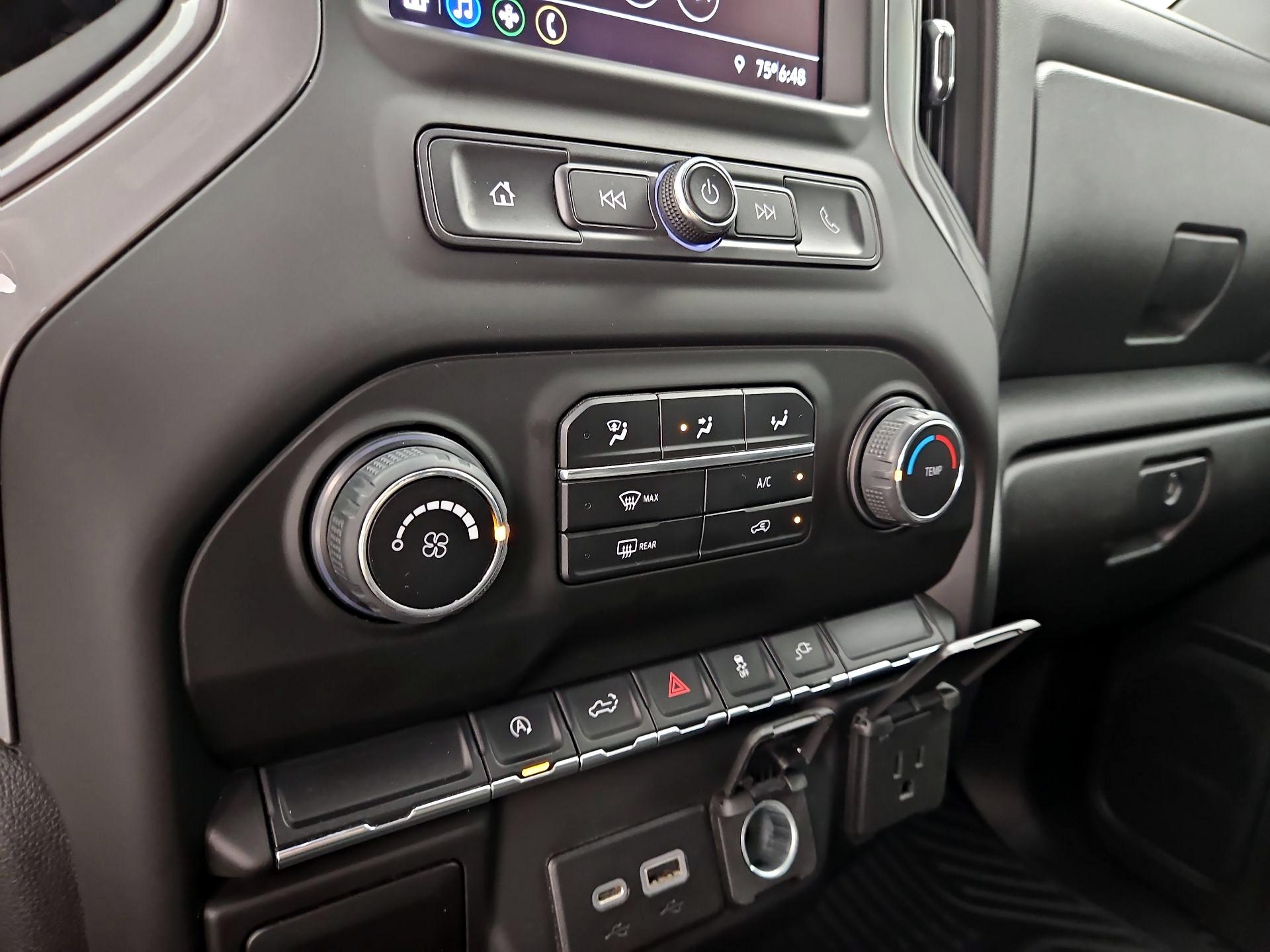 Thumbnail: 2021 Chevrolet Silverado 1500 - 16