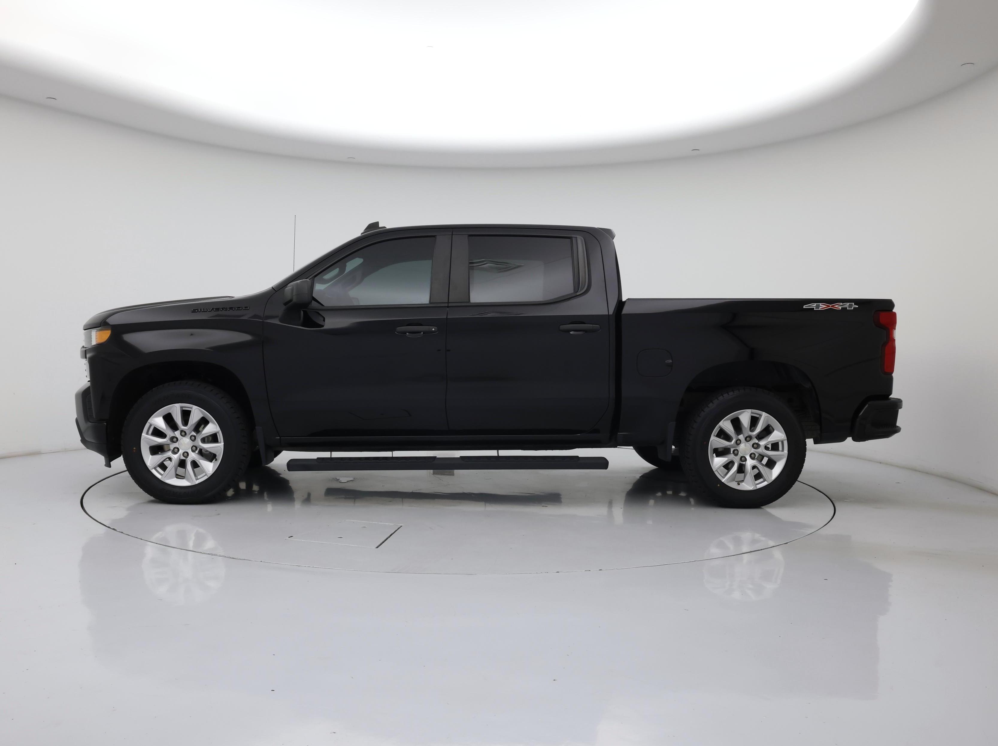 Thumbnail: 2021 Chevrolet Silverado 1500 - 3