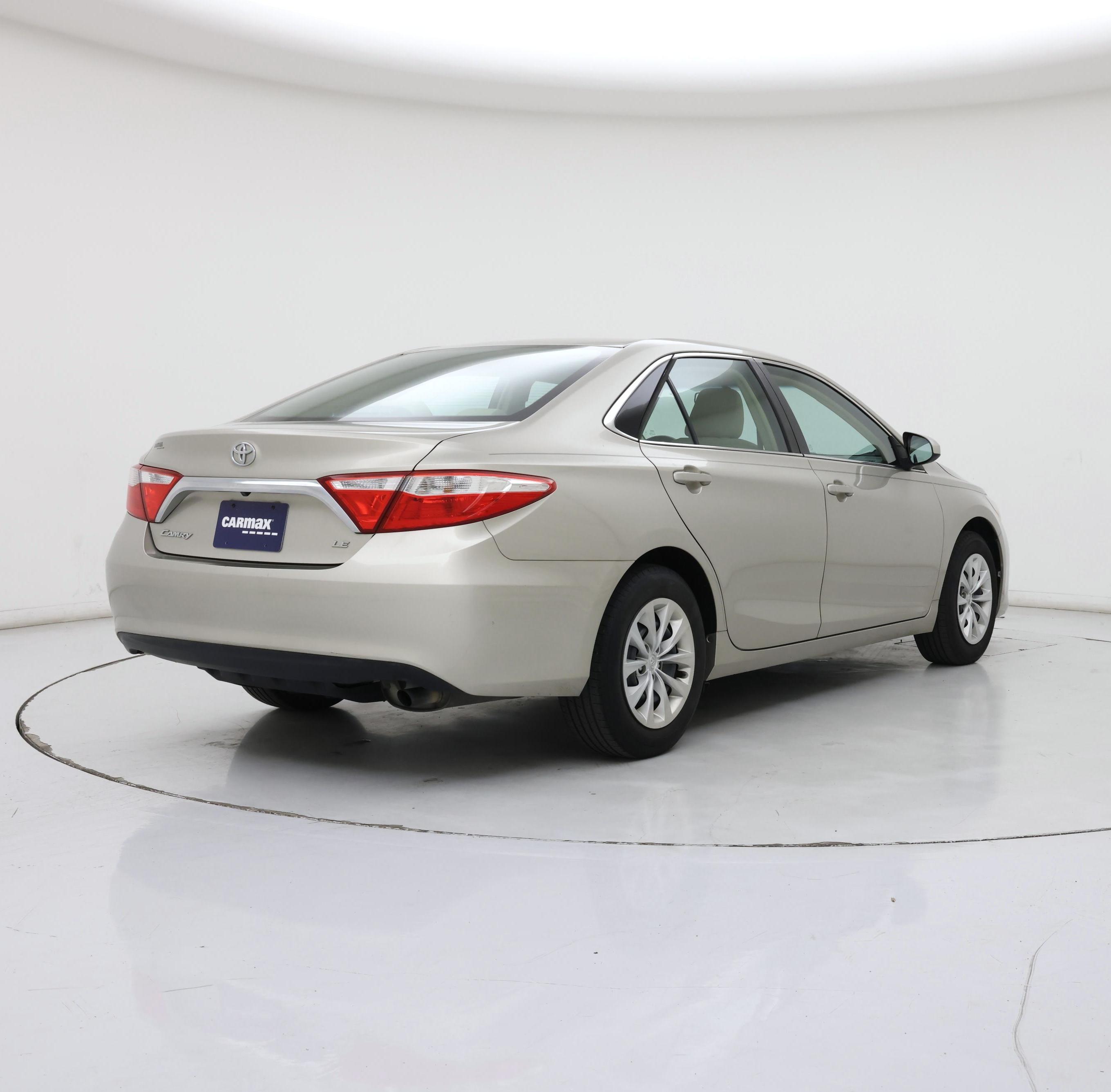 Thumbnail: 2016 Toyota Camry - 8