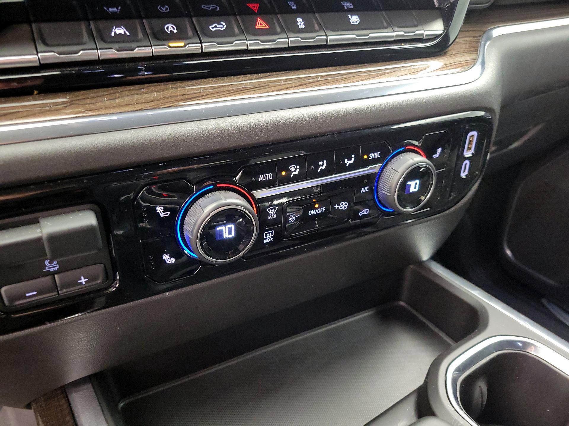 Thumbnail: 2024 Chevrolet Silverado 1500 - 17