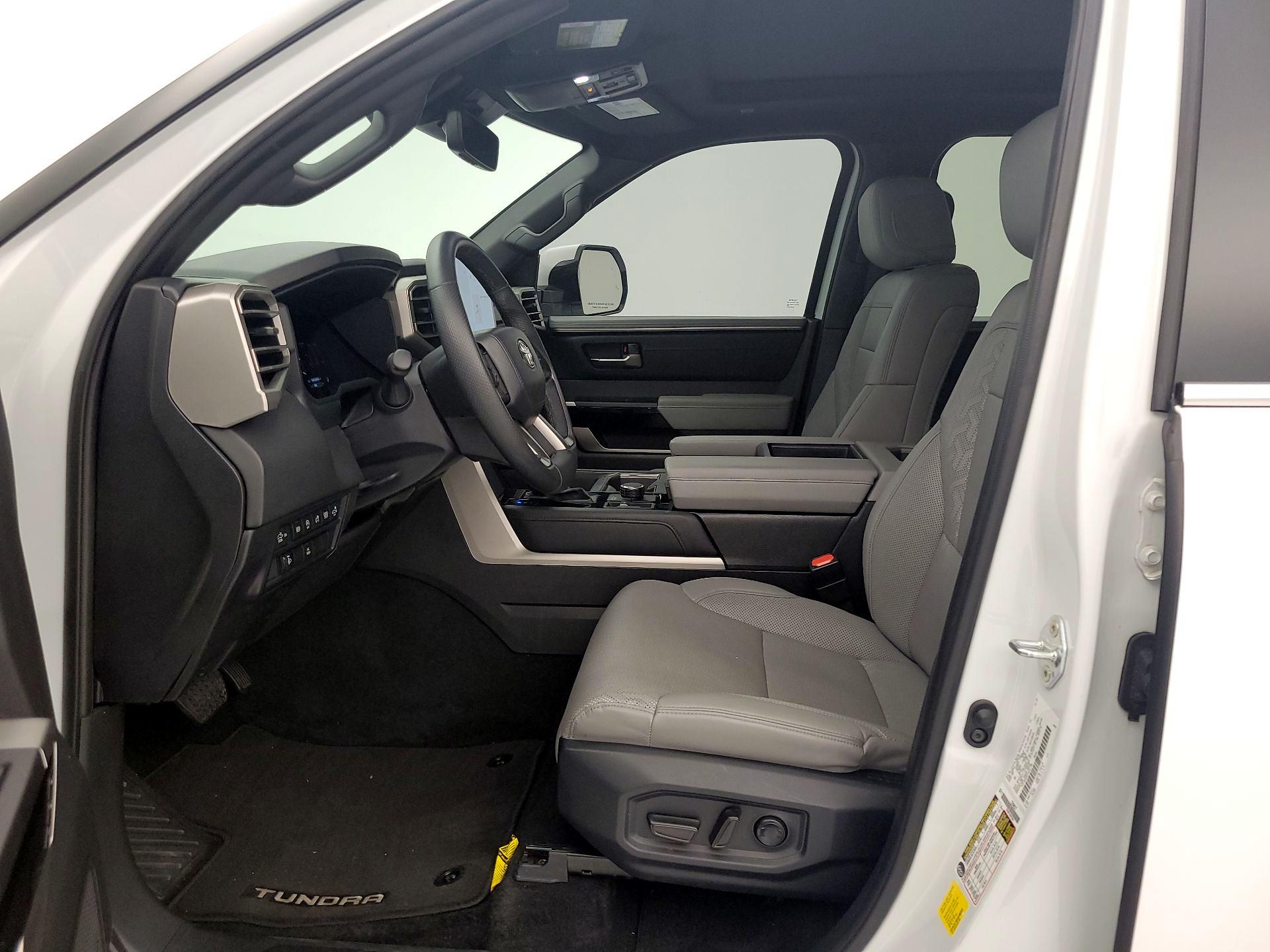 Thumbnail: 2025 Toyota Tundra - 11