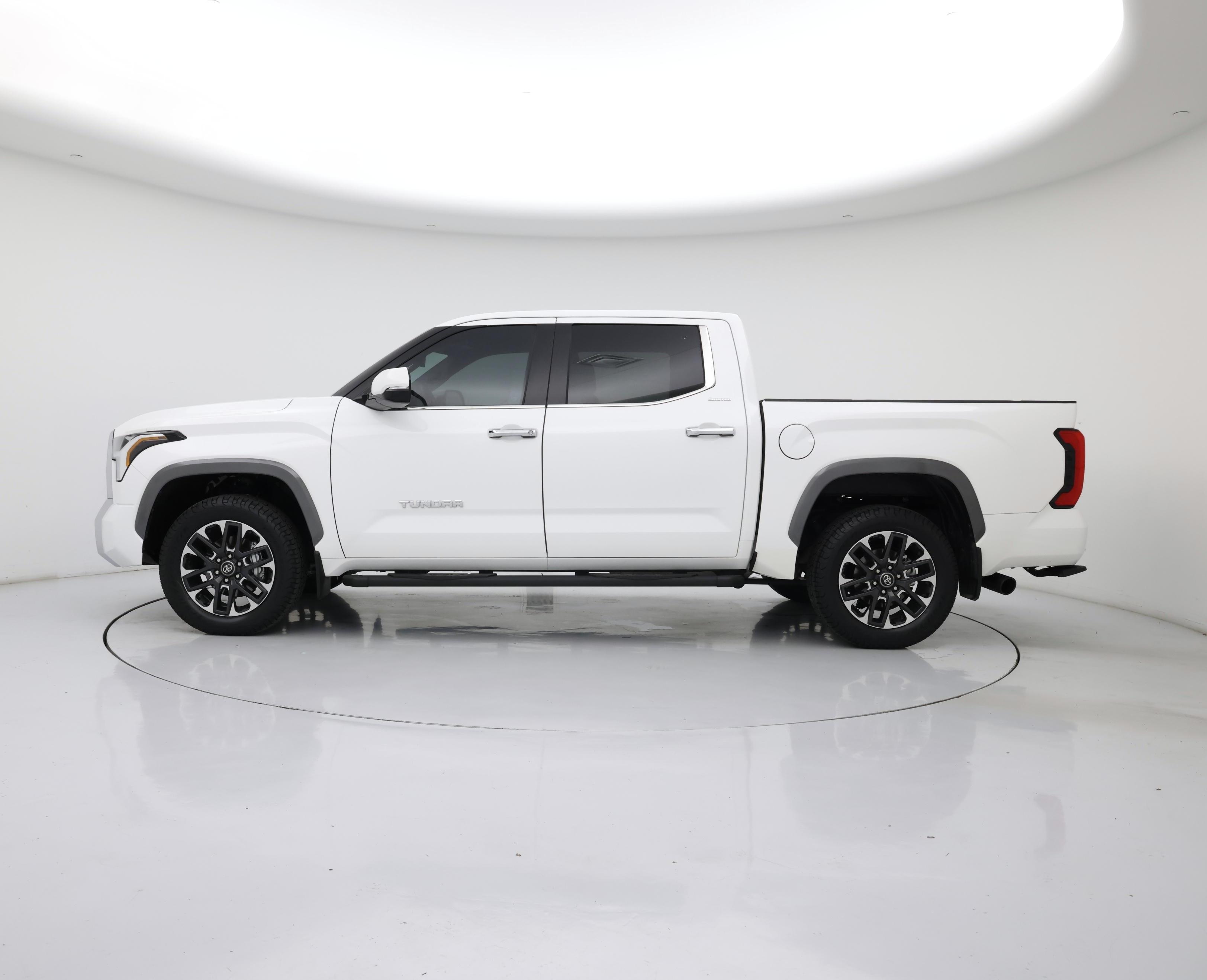 Thumbnail: 2025 Toyota Tundra - 3