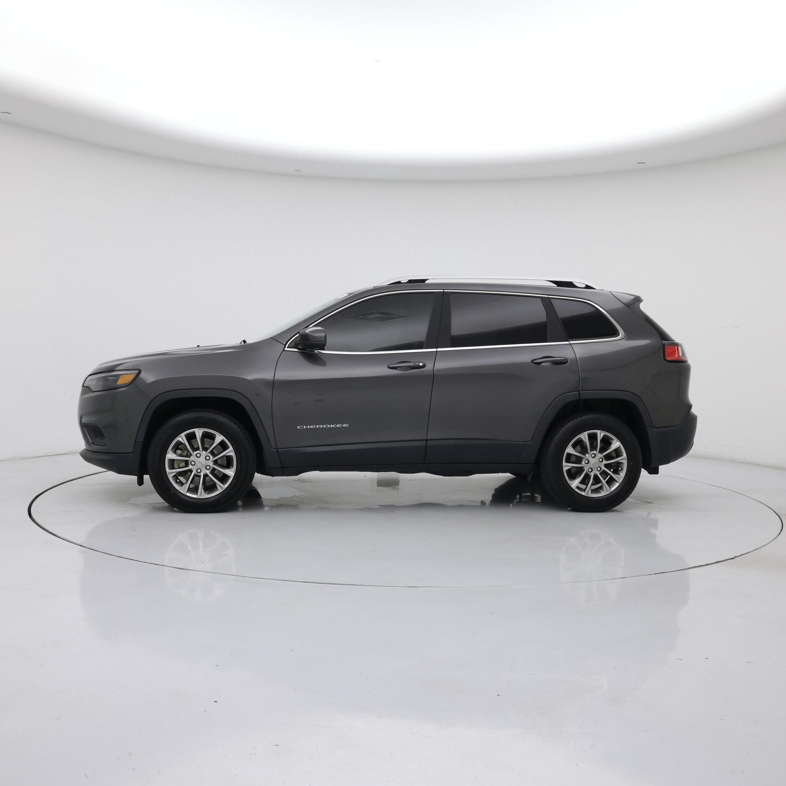 Thumbnail: 2019 Jeep Cherokee - 3