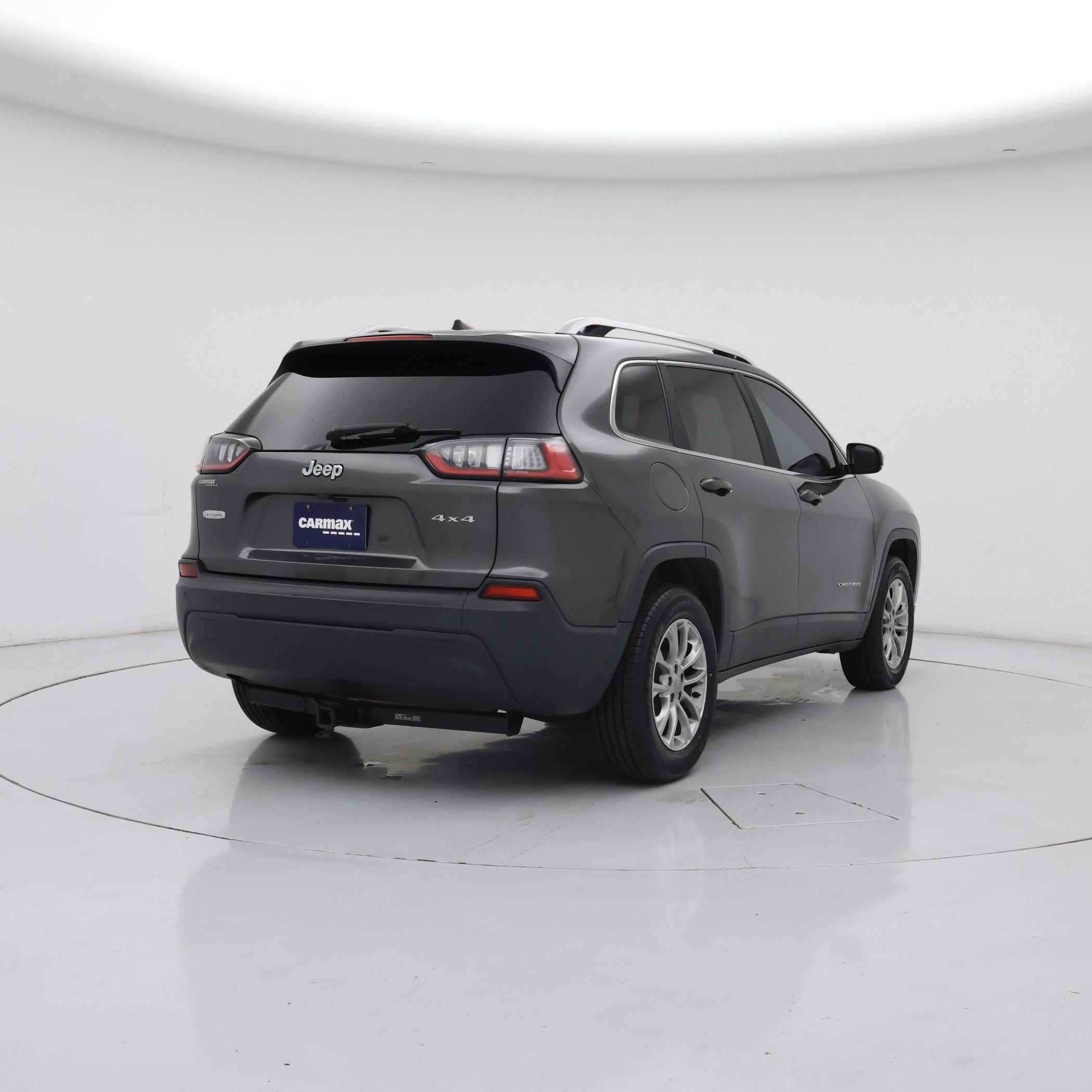 Thumbnail: 2019 Jeep Cherokee - 8