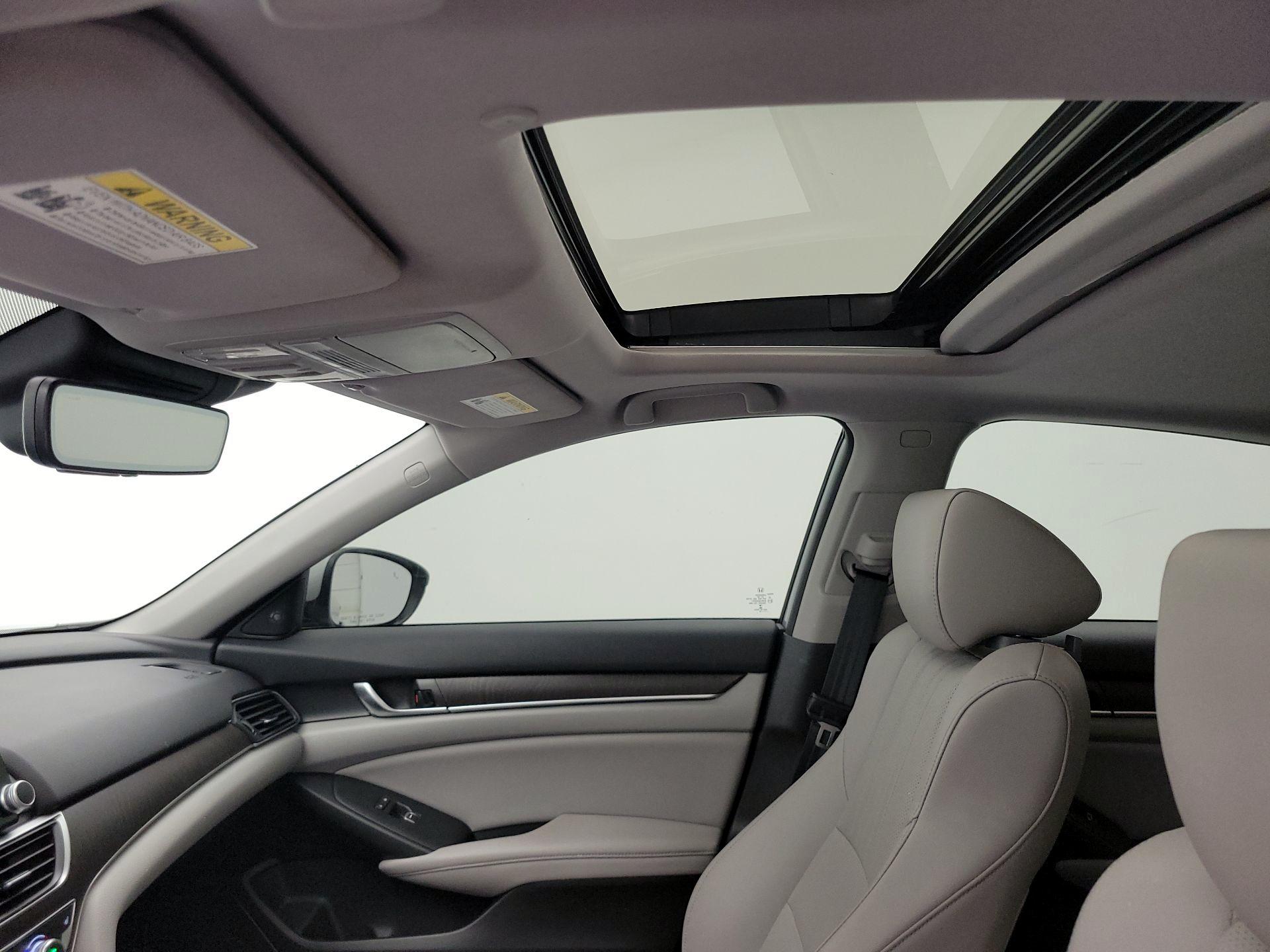 Thumbnail: 2018 Honda Accord - 19