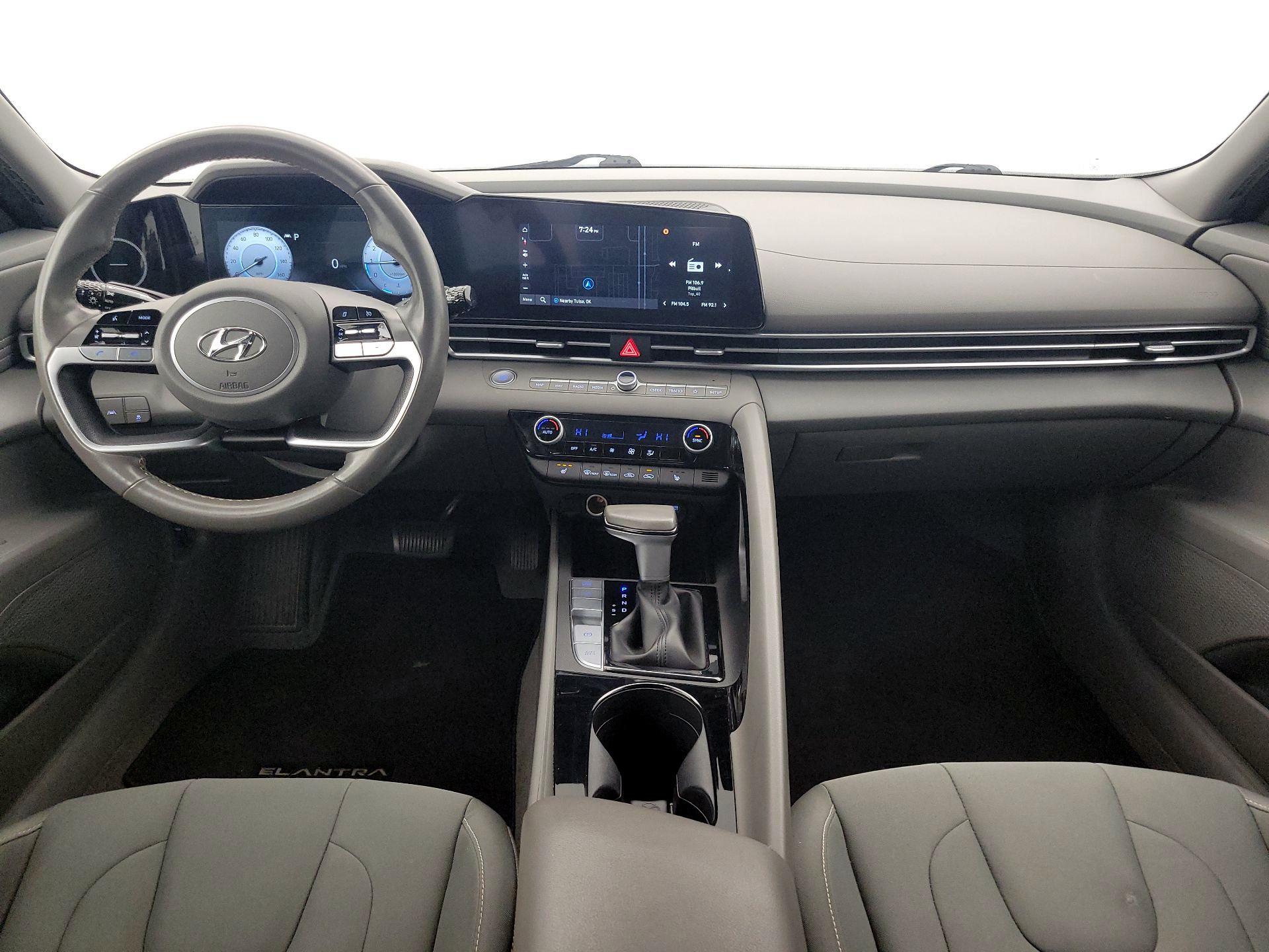 Thumbnail: 2023 Hyundai Elantra - 9