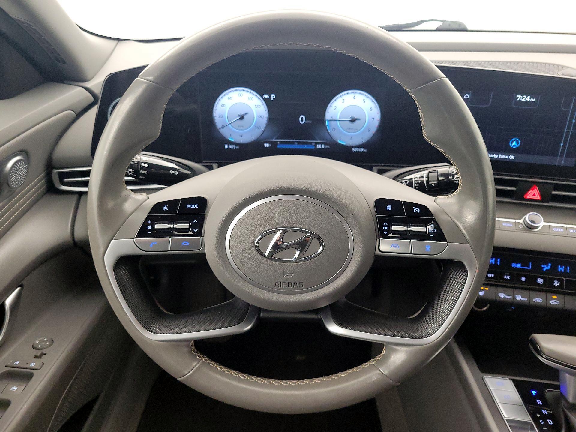 Thumbnail: 2023 Hyundai Elantra - 10