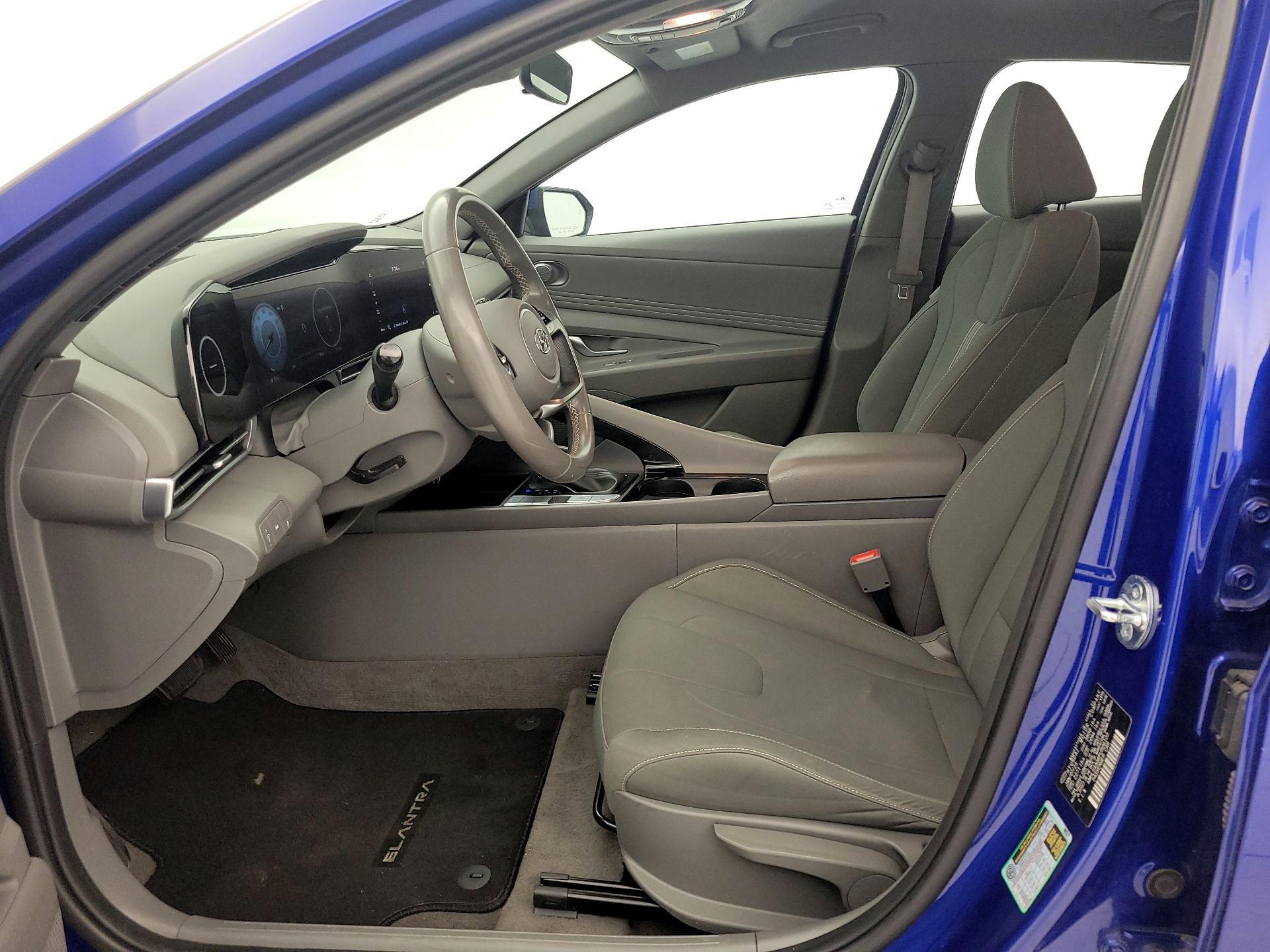 Thumbnail: 2023 Hyundai Elantra - 11