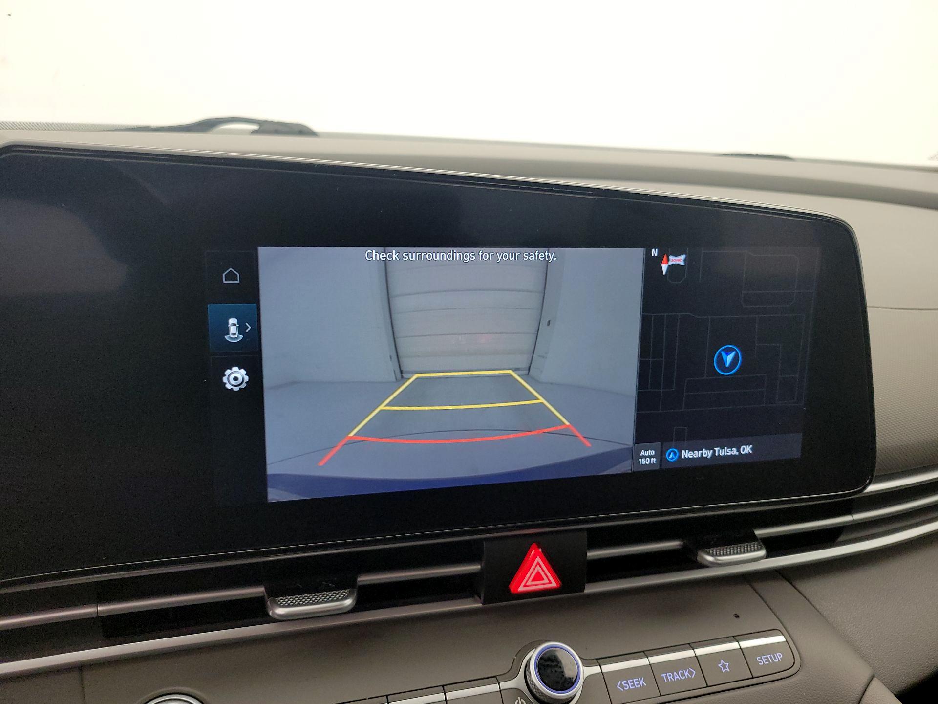 Thumbnail: 2023 Hyundai Elantra - 15