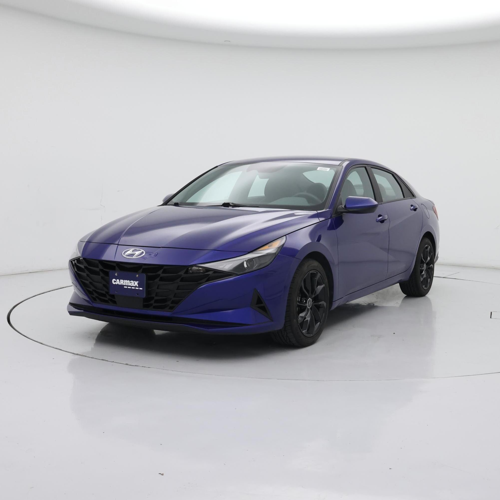 Thumbnail: 2023 Hyundai Elantra - 4