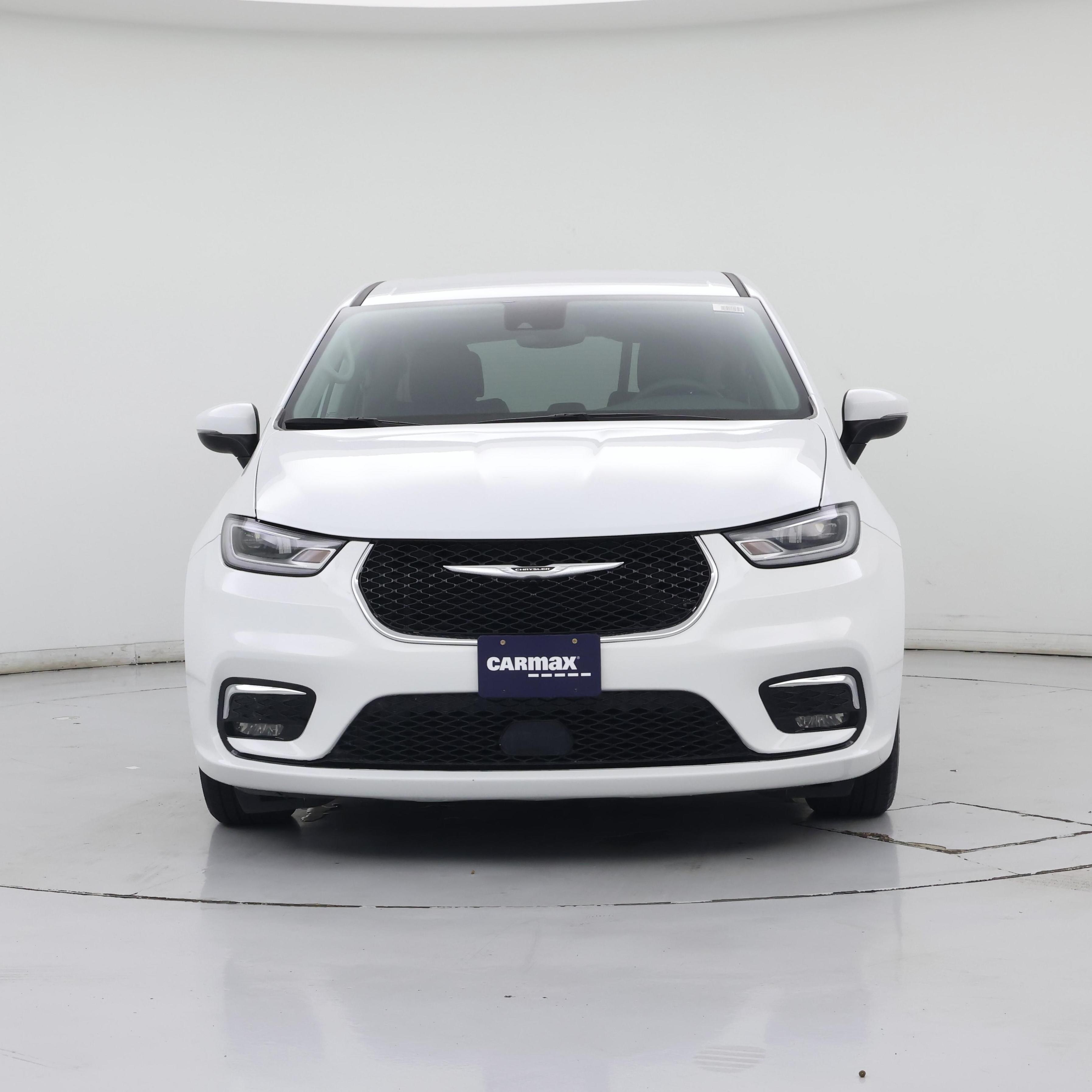 Thumbnail: 2023 Chrysler Pacifica - 5