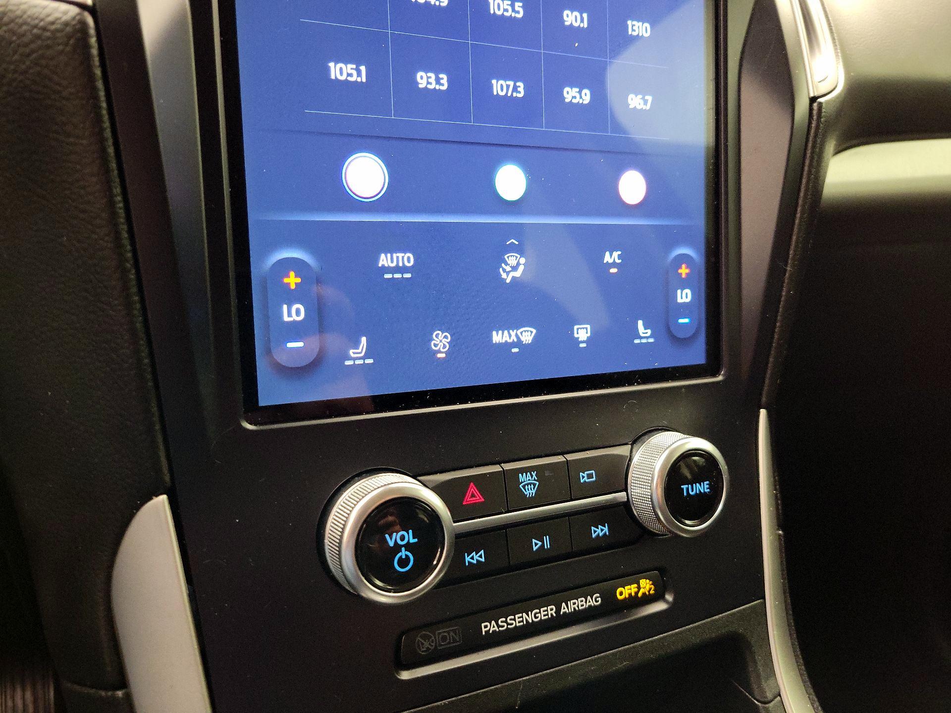 Thumbnail: 2023 Ford Edge - 16