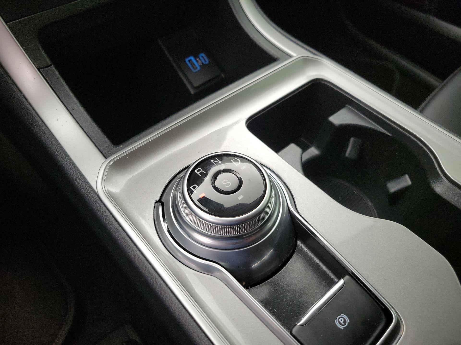 Thumbnail: 2023 Ford Edge - 17