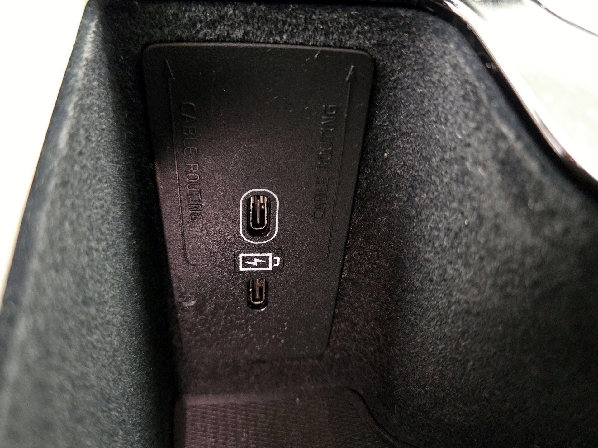 Thumbnail: 2022 Volvo XC60 - 19