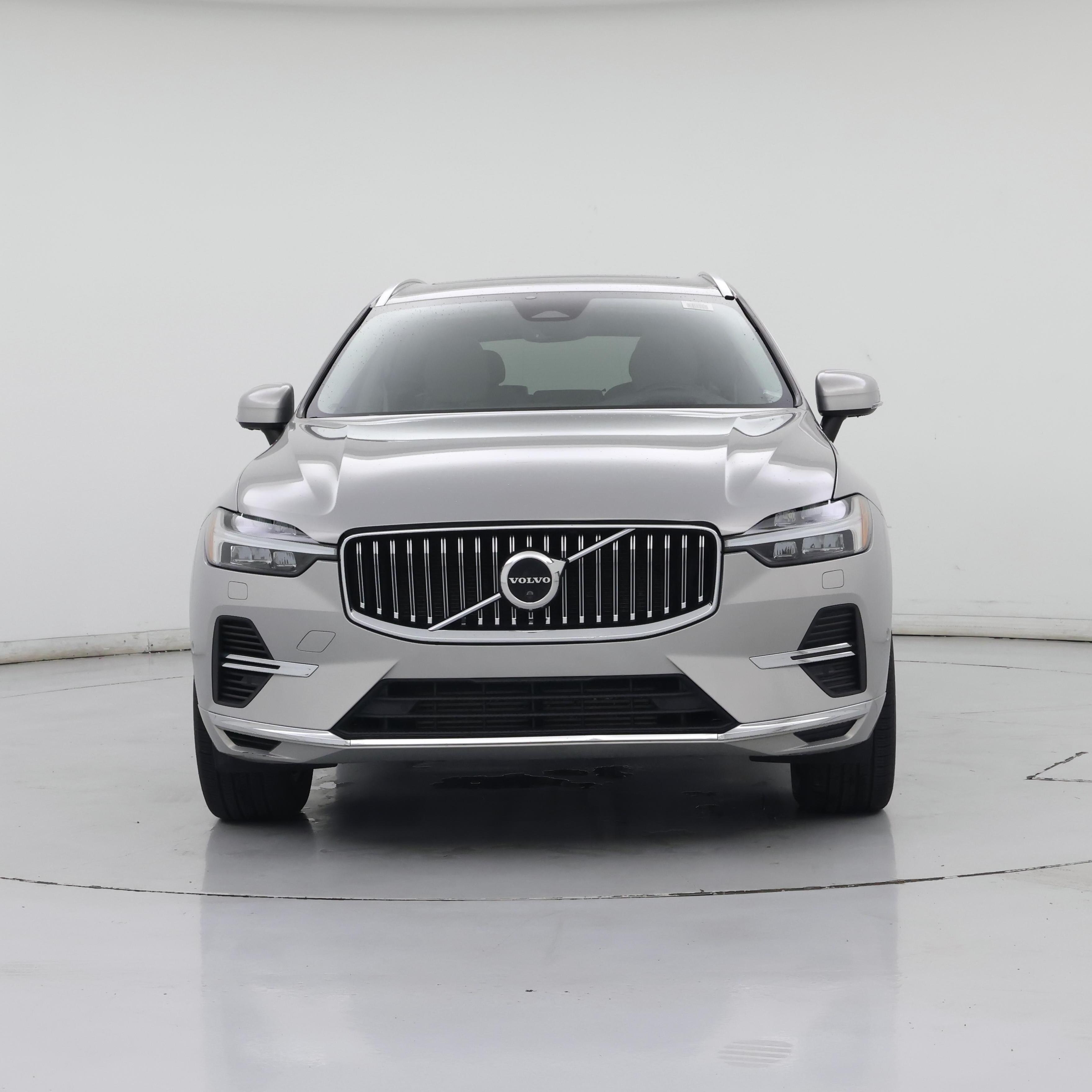 Thumbnail: 2022 Volvo XC60 - 5