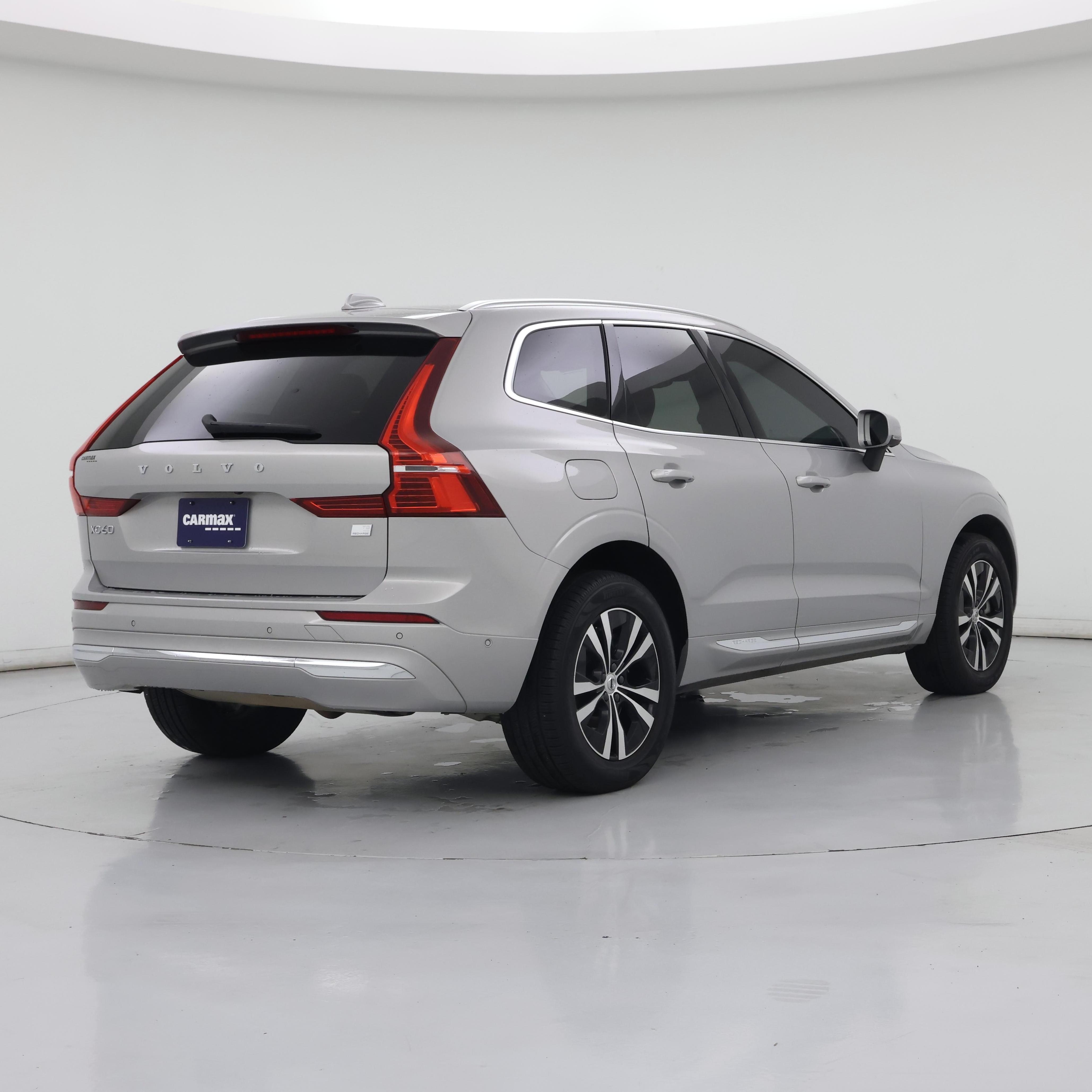 Thumbnail: 2022 Volvo XC60 - 8