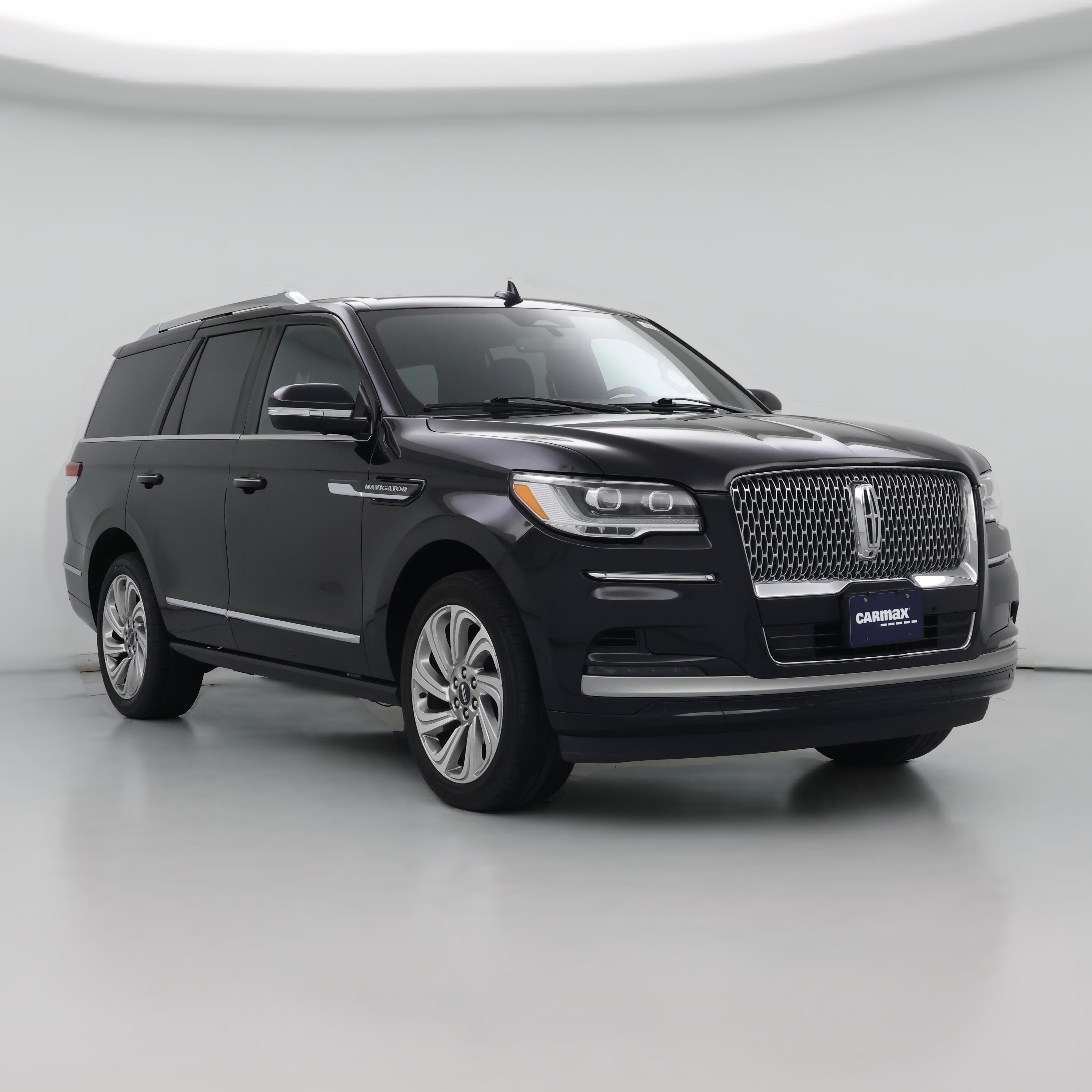 Thumbnail: 2024 Lincoln Navigator - 1