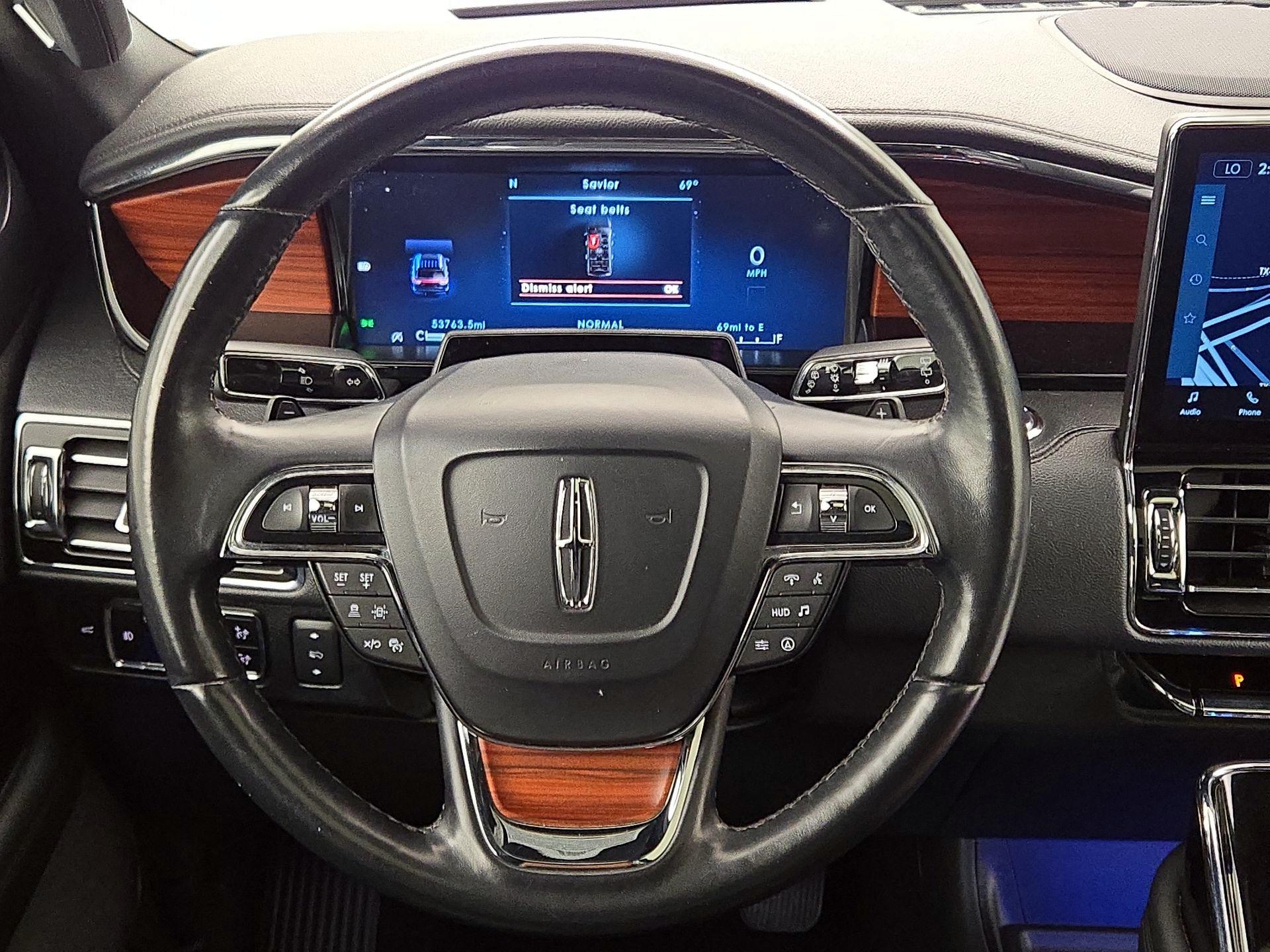 Thumbnail: 2024 Lincoln Navigator - 10