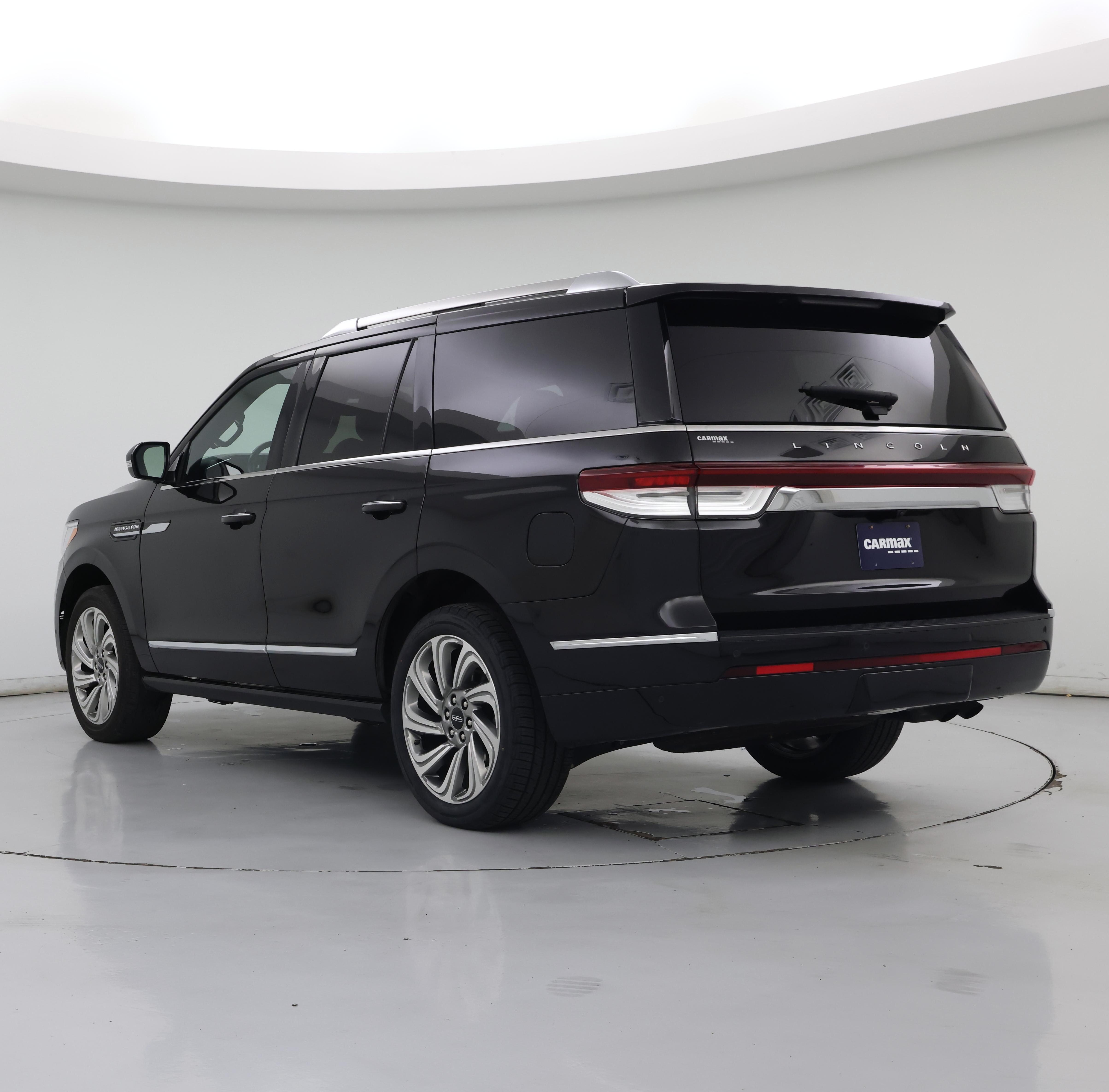 Thumbnail: 2024 Lincoln Navigator - 2