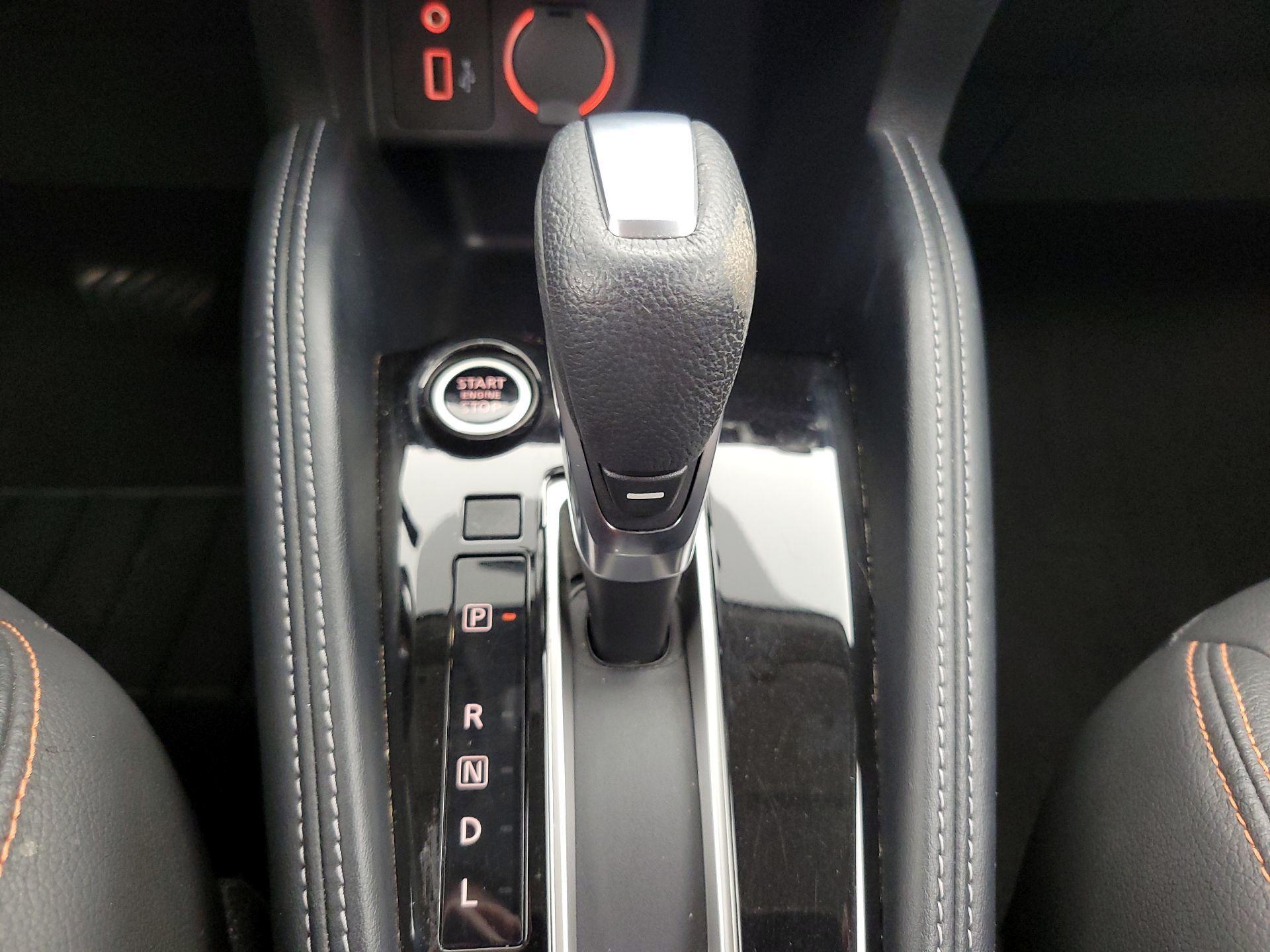 Thumbnail: 2019 Nissan Kicks - 17