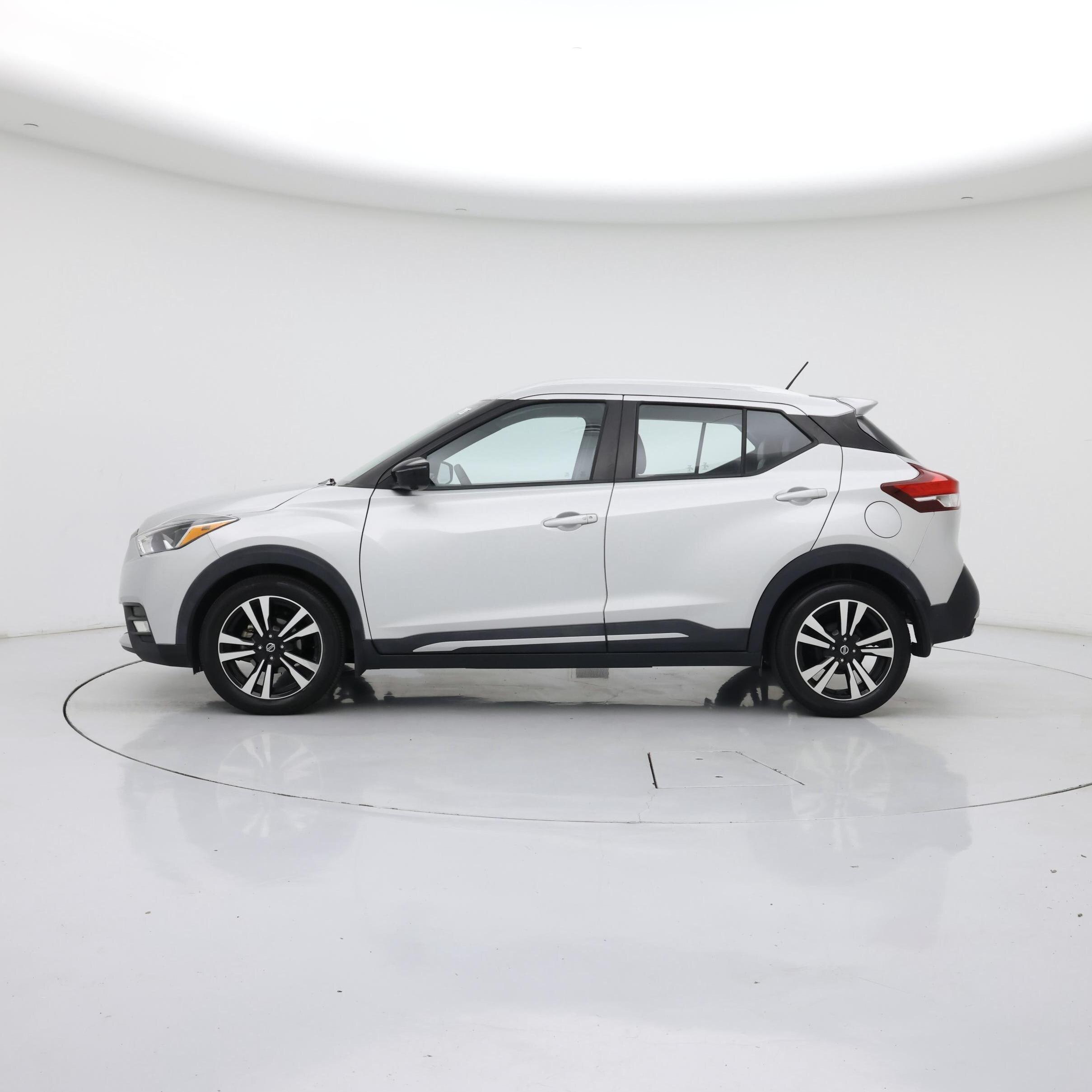Thumbnail: 2019 Nissan Kicks - 3