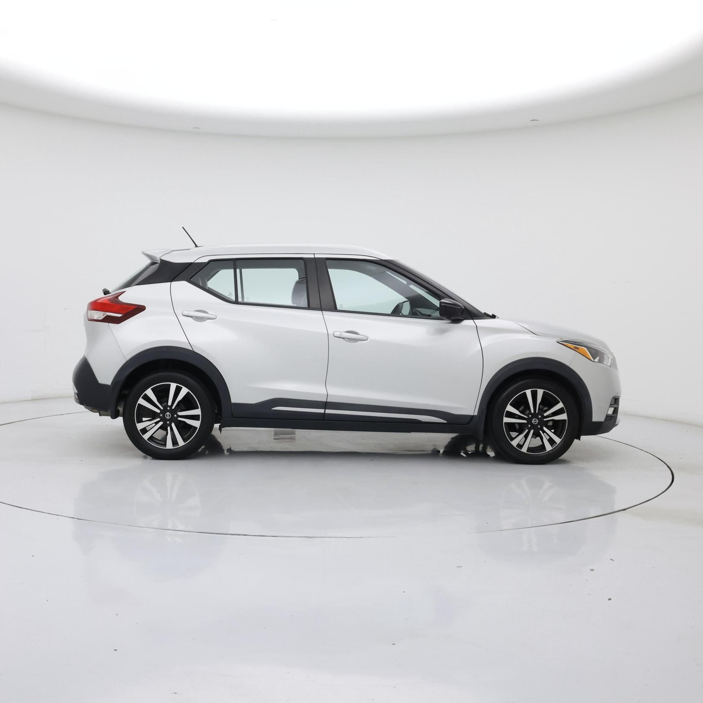 Thumbnail: 2019 Nissan Kicks - 7