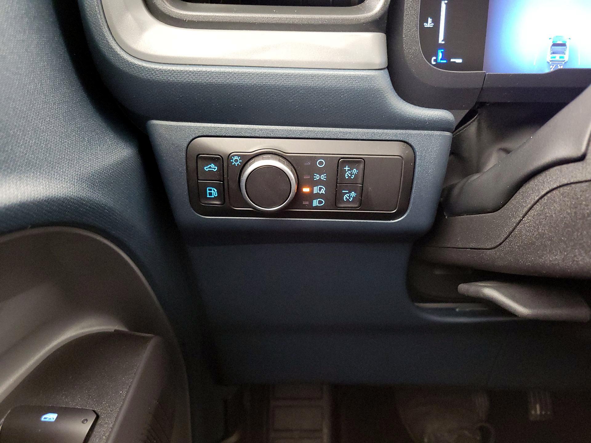 Thumbnail: 2025 Ford Maverick - 13