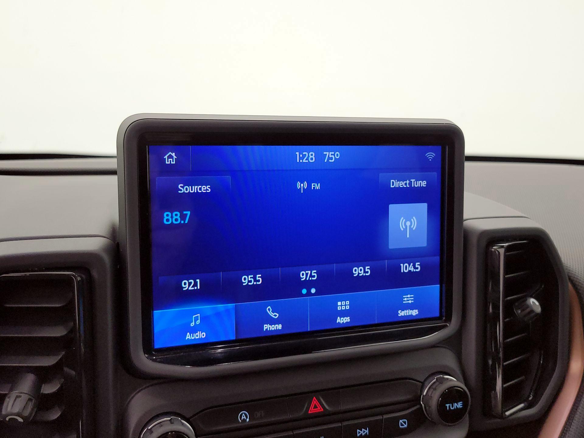 Thumbnail: 2021 Ford Bronco Sport - 15