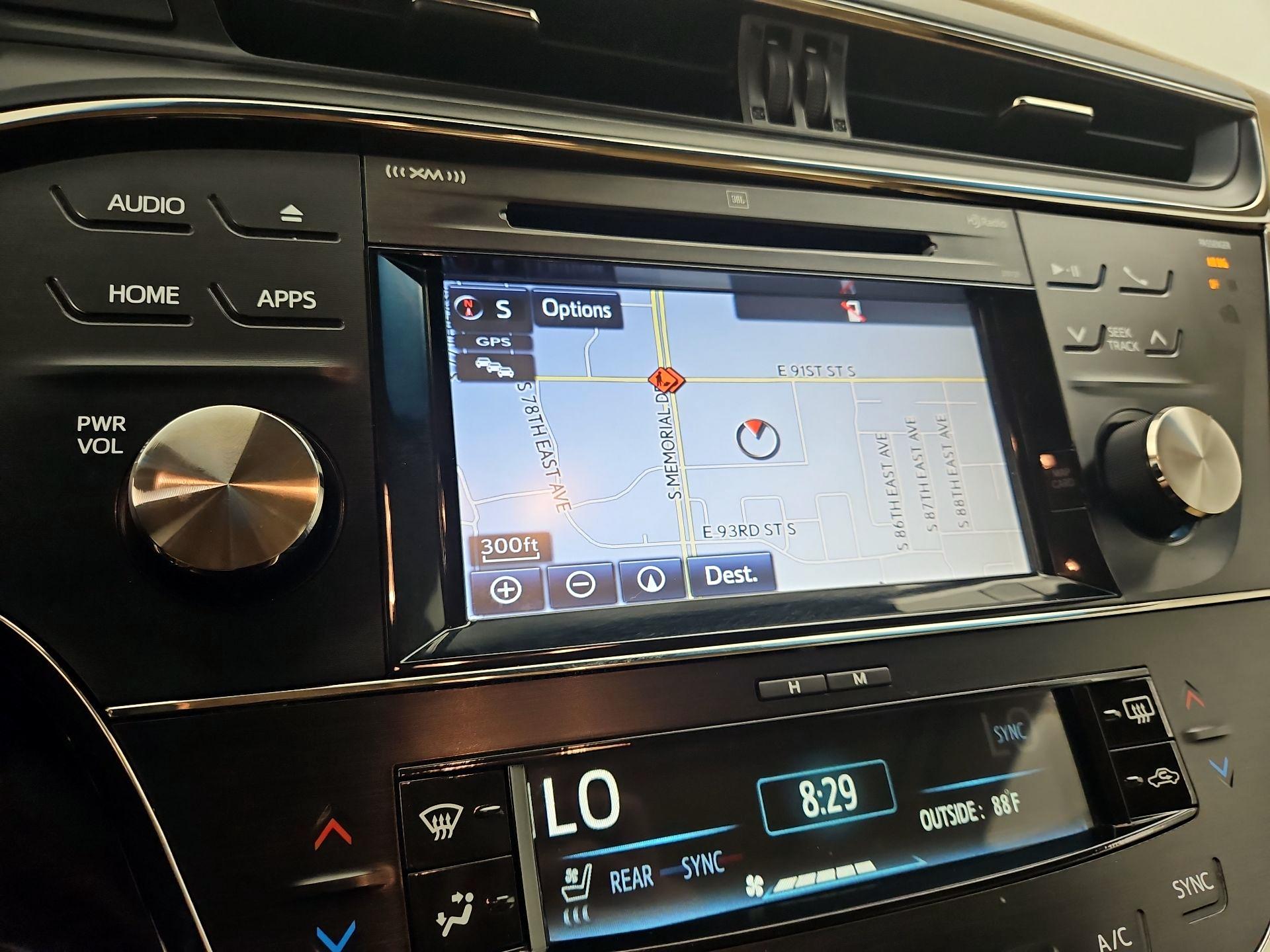 Thumbnail: 2016 Toyota Avalon - 14